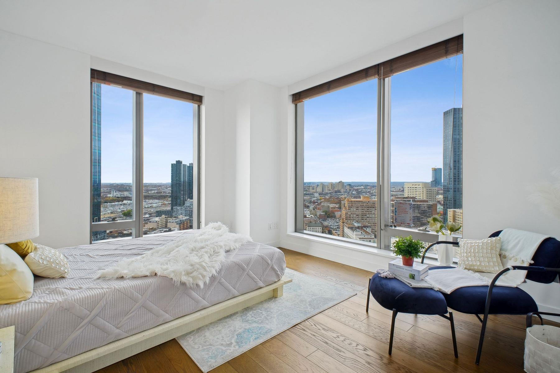 99 HUDSON ST Unit: 2711