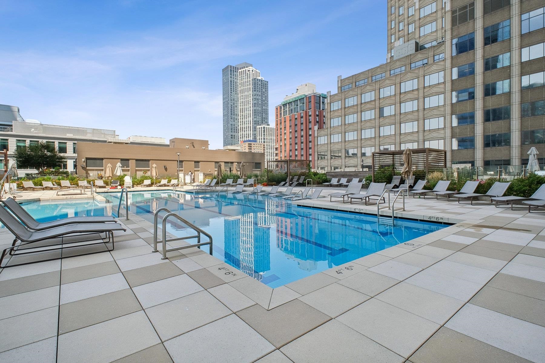 99 HUDSON ST Unit: 2711