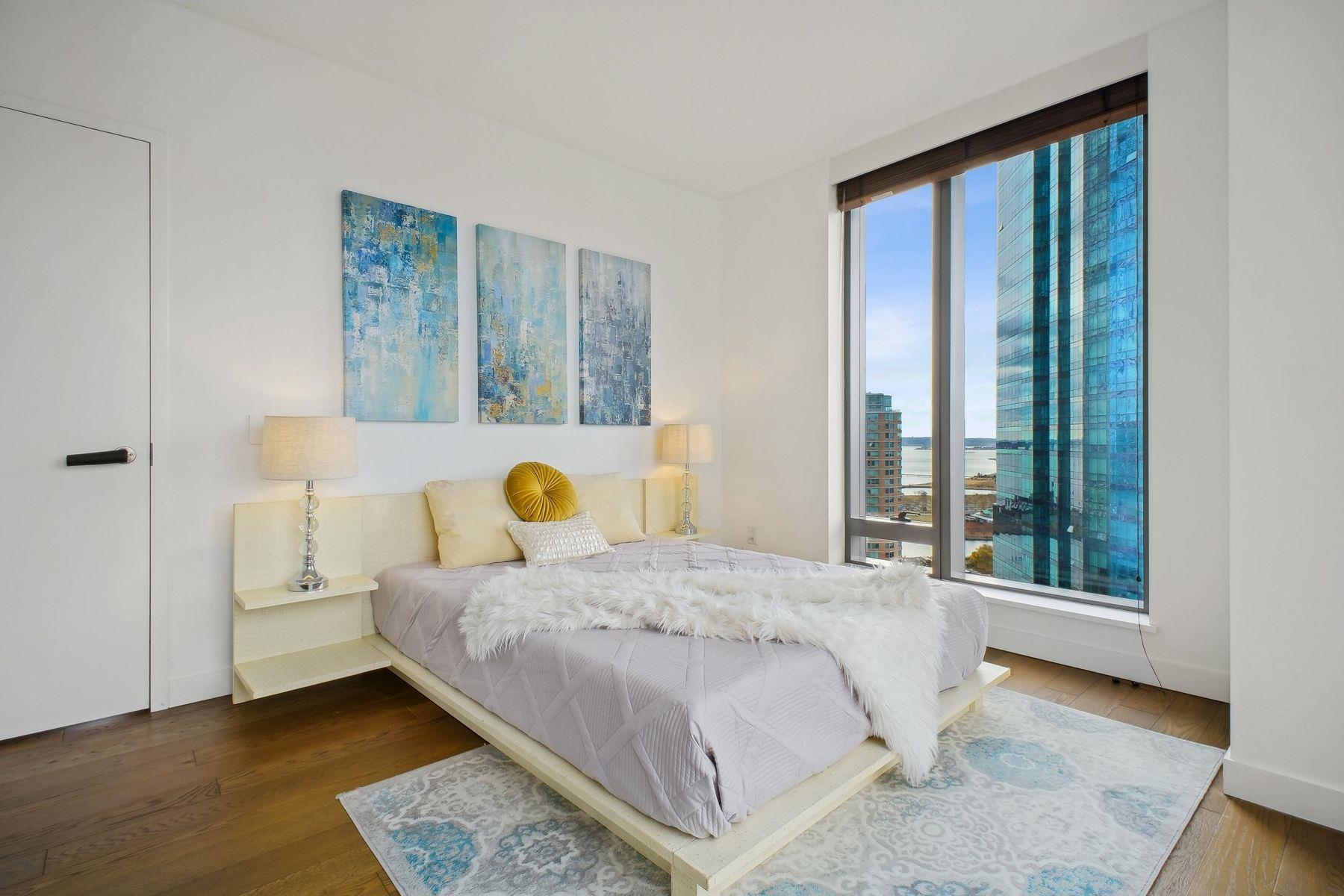 99 HUDSON ST Unit: 2711