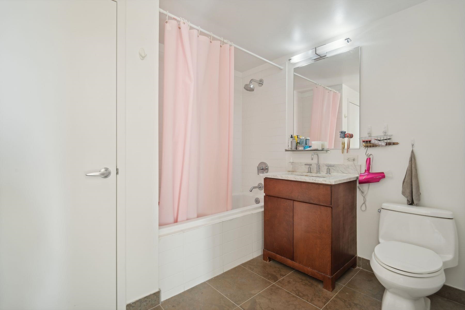 88 MORGAN ST Unit: PH2-6