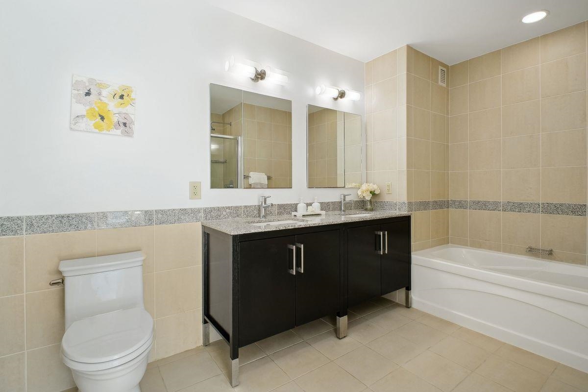 1 SHORE LANE Unit: 2011