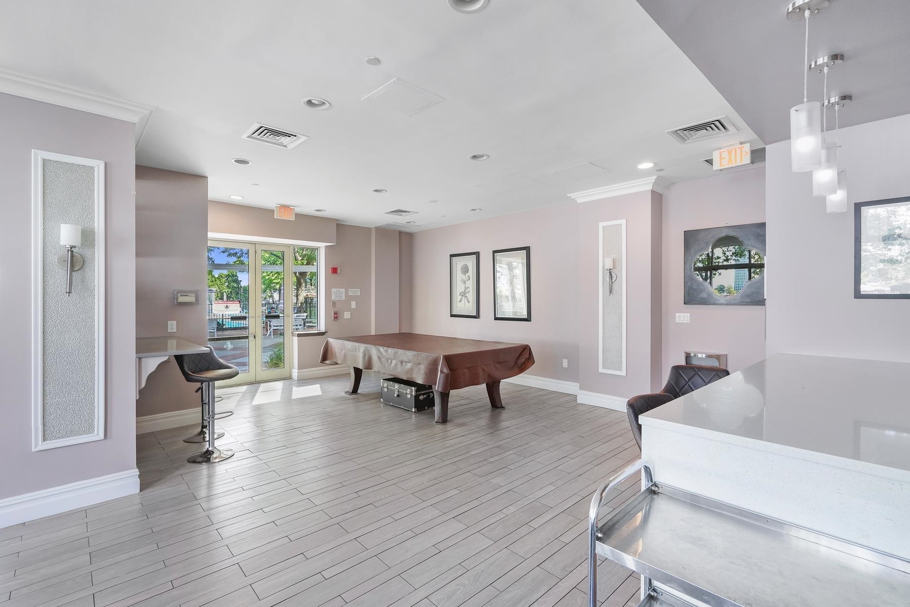 20 2ND ST Unit: 1011