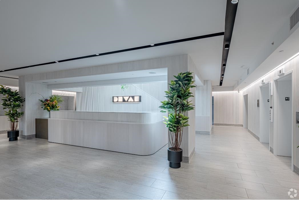 3 NEW YORK AVE Unit: 206