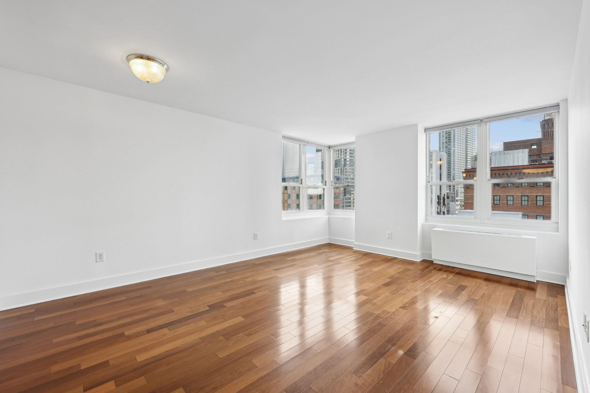 88 MORGAN ST Unit: 909