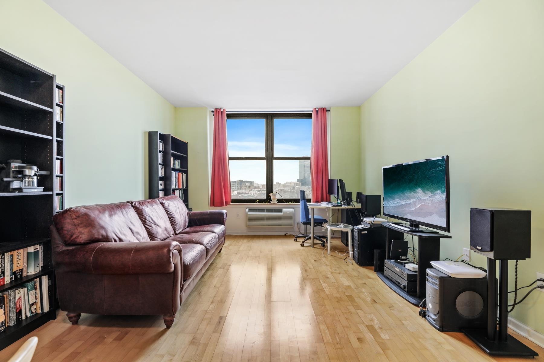 102 CHRISTOPHER COLUMBUS DR Unit: 1003