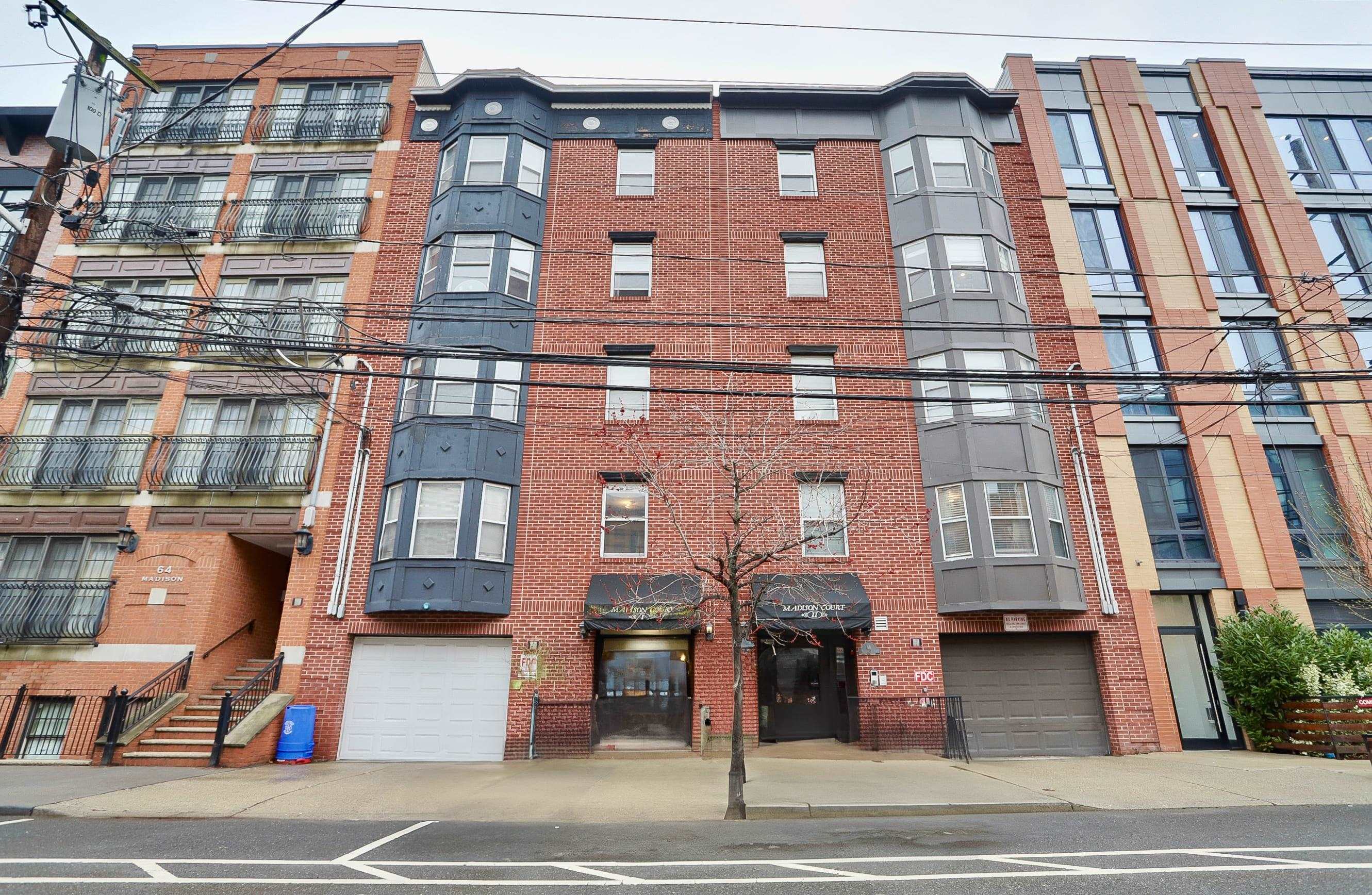 66 MADISON ST Unit: 4