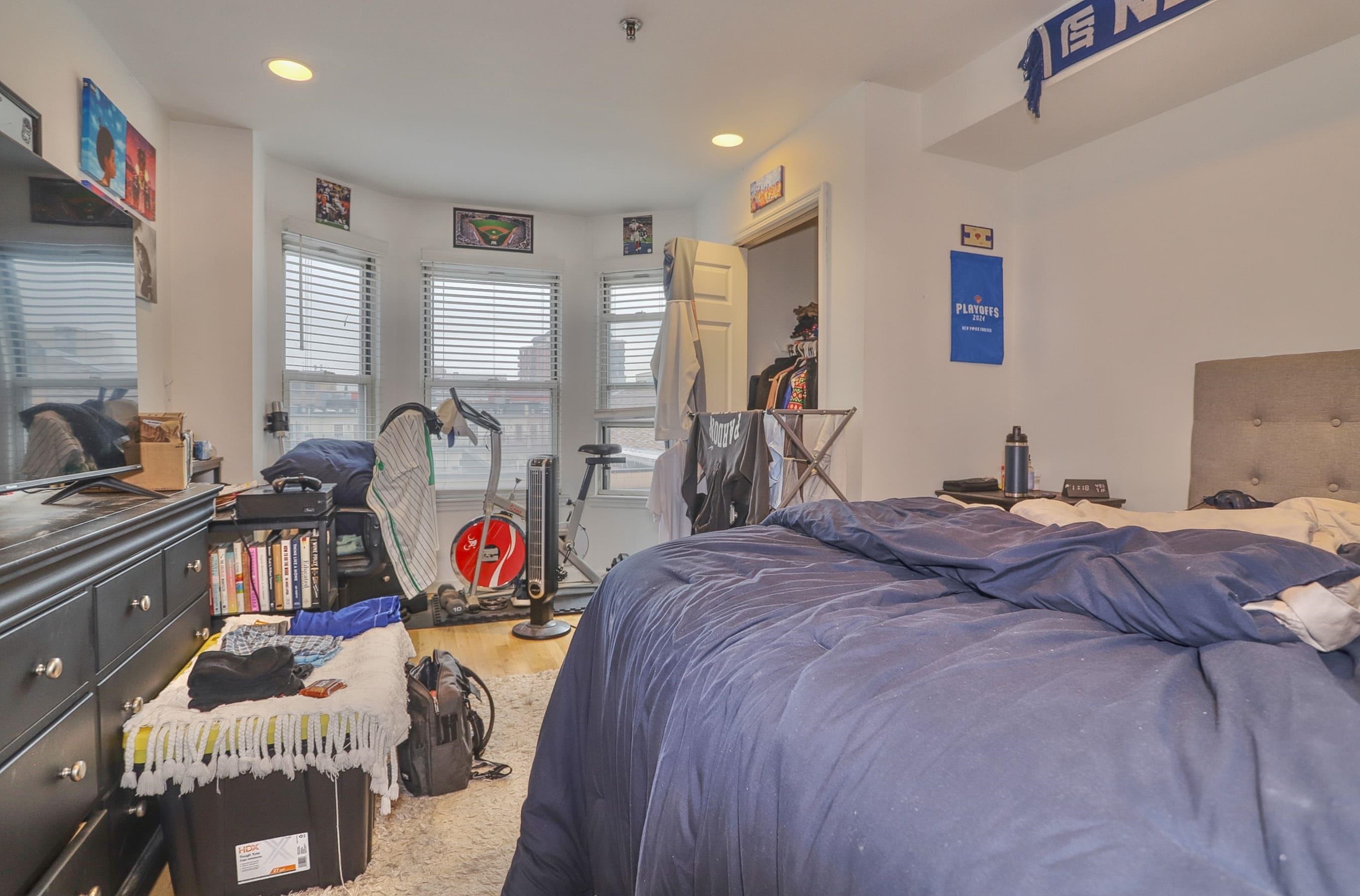 66 MADISON ST Unit: 4