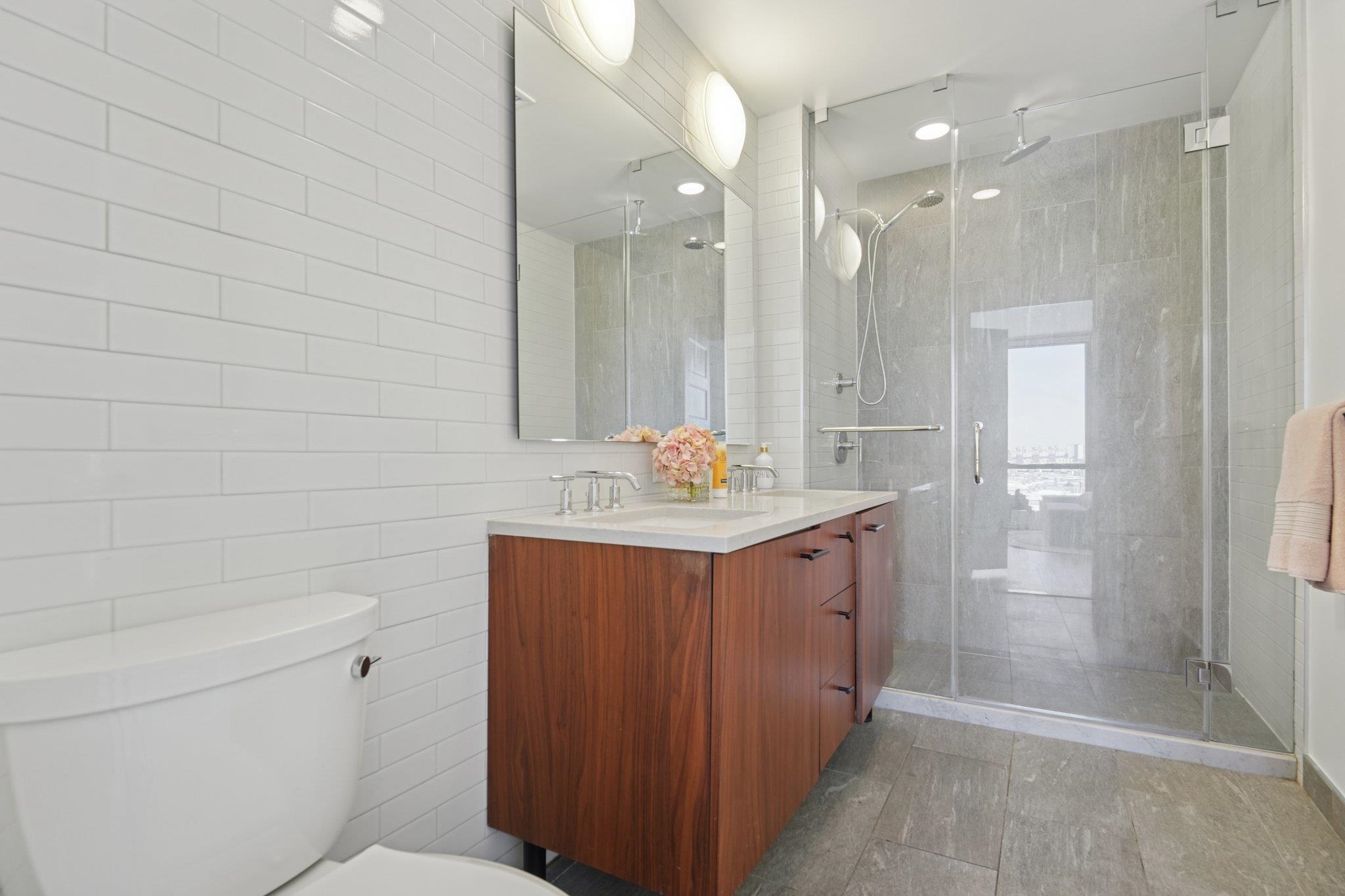 10 PROVOST ST Unit: 2001