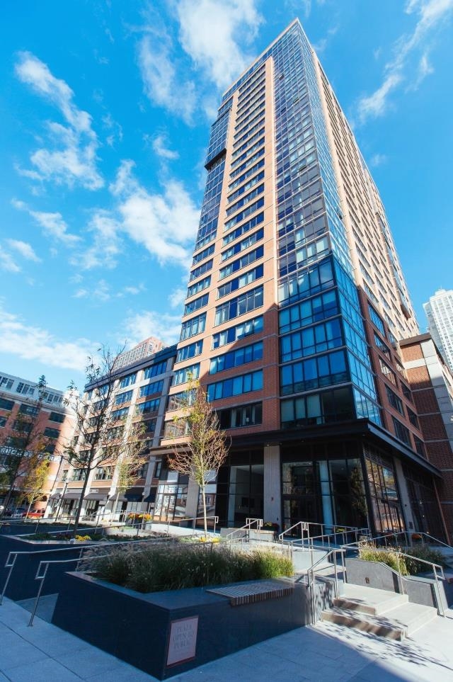 10 PROVOST ST Unit: 2001