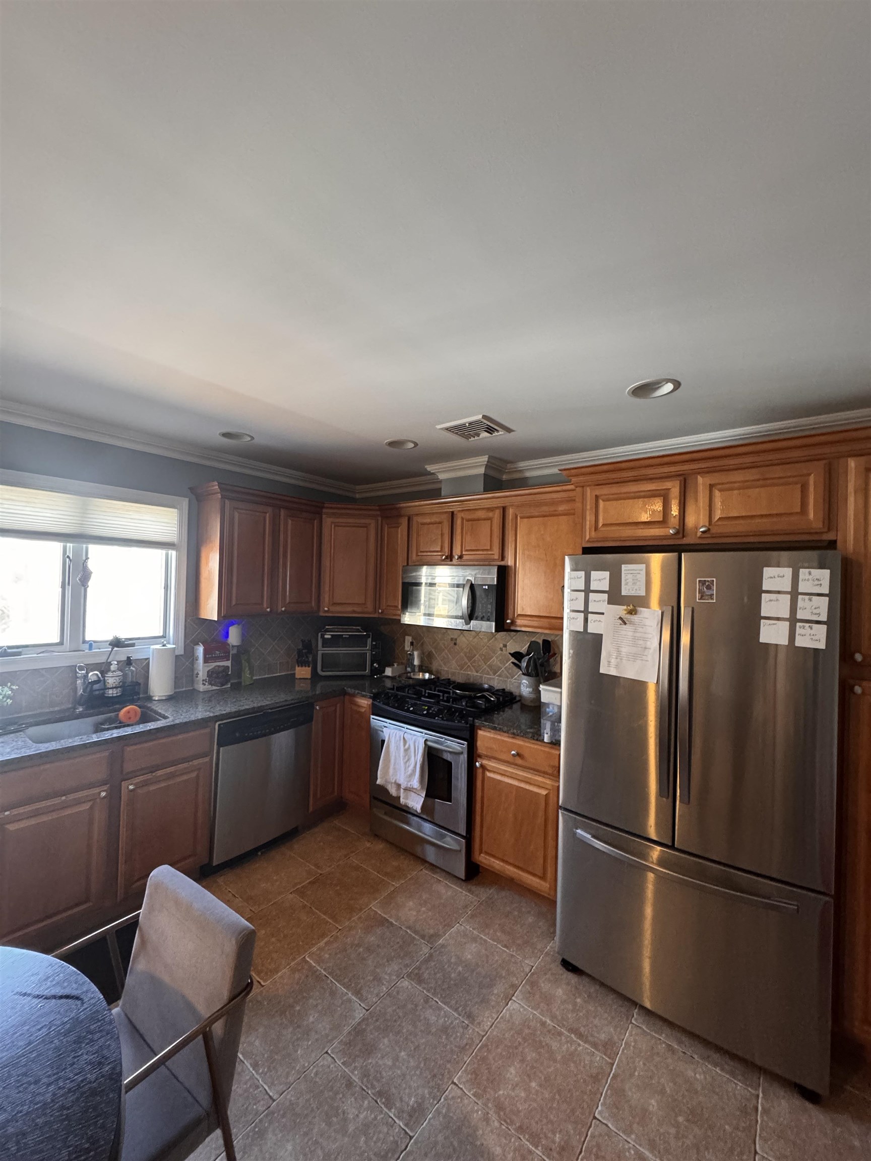 241 KNOX AVE Unit: A