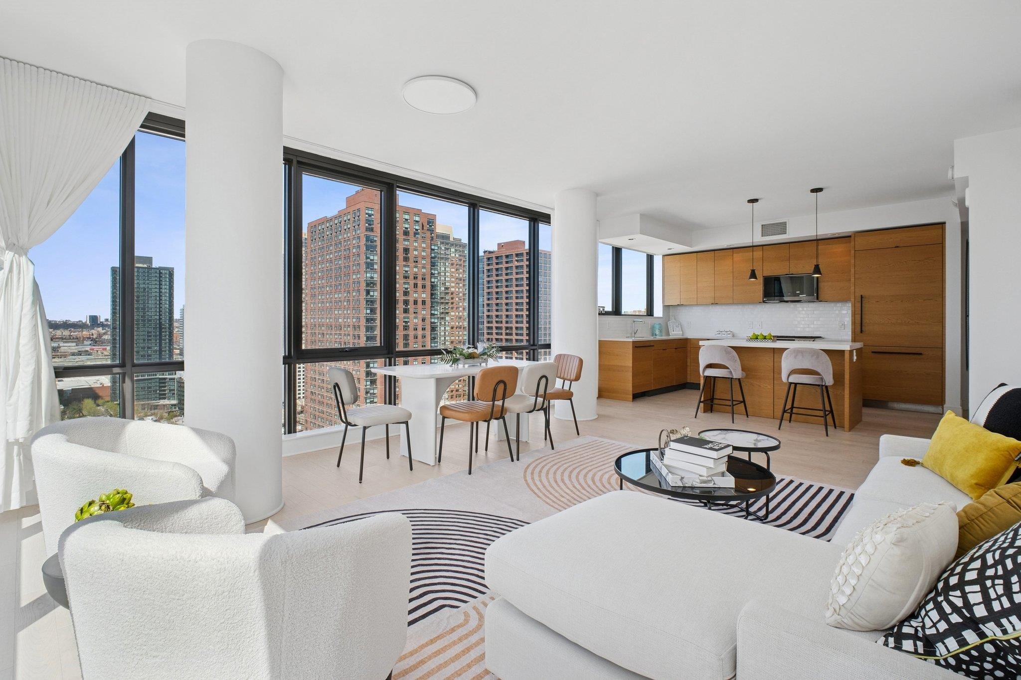 10 PROVOST ST Unit: 2309