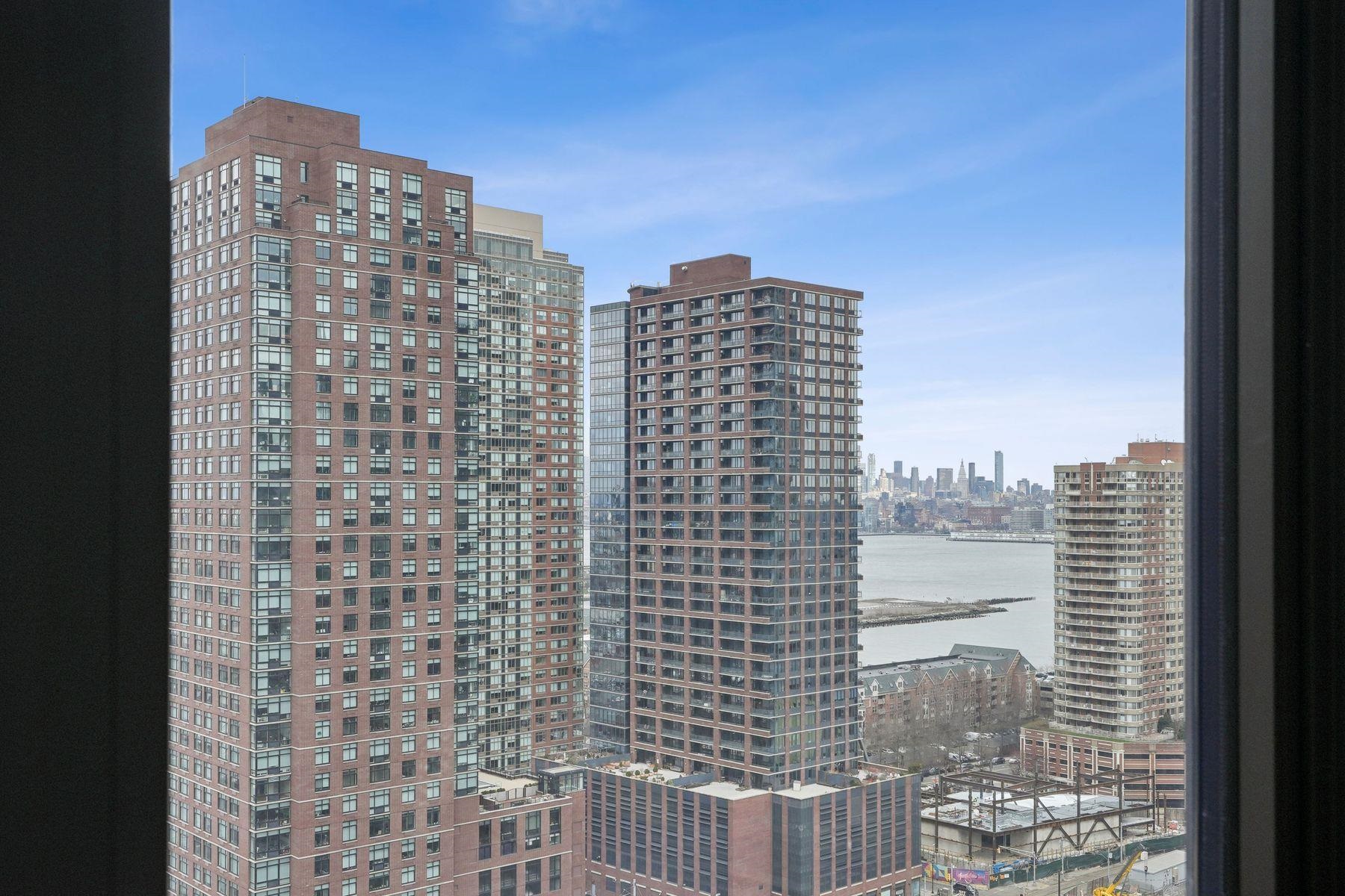 10 PROVOST ST Unit: 2309