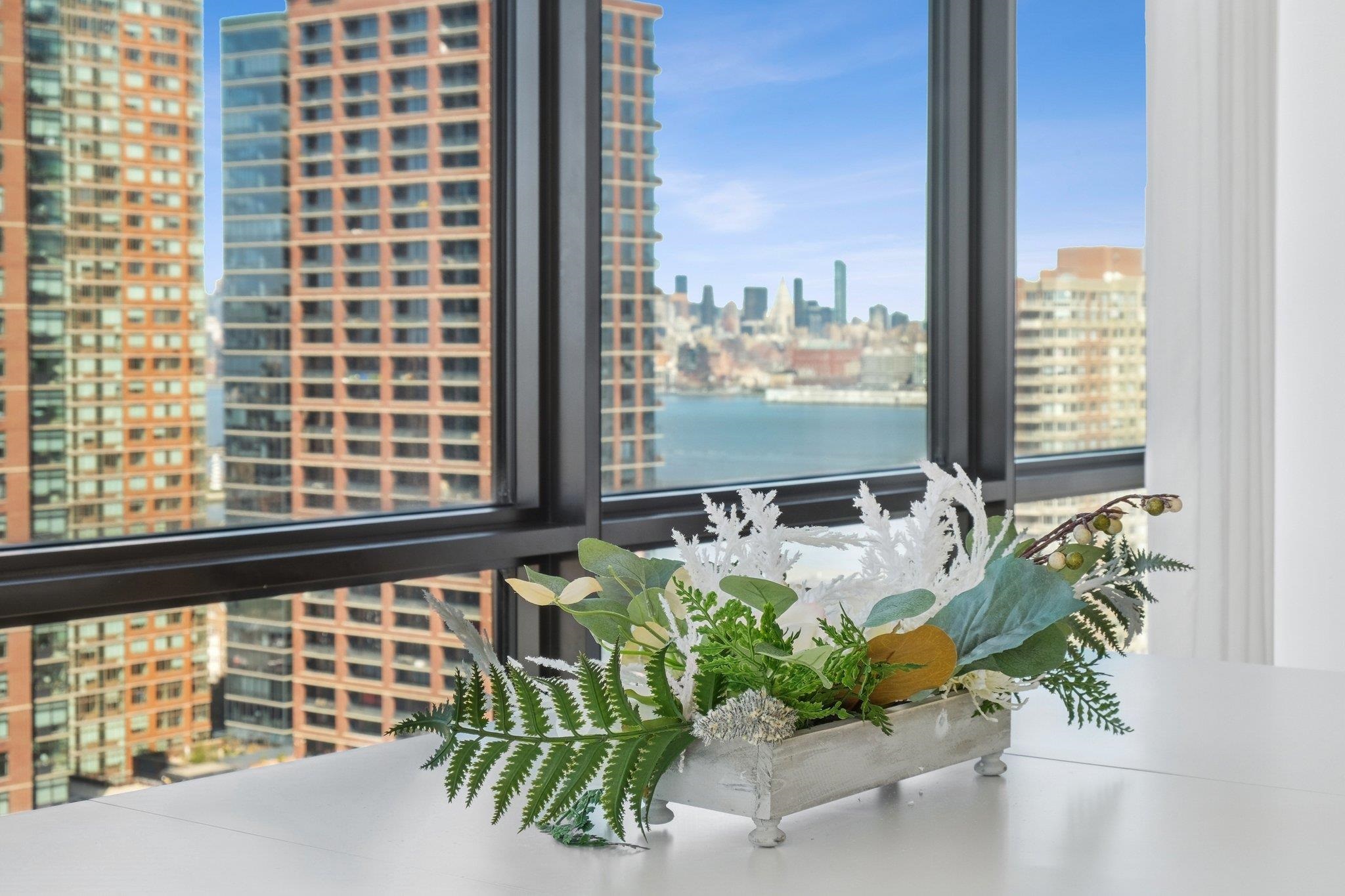 10 PROVOST ST Unit: 2309