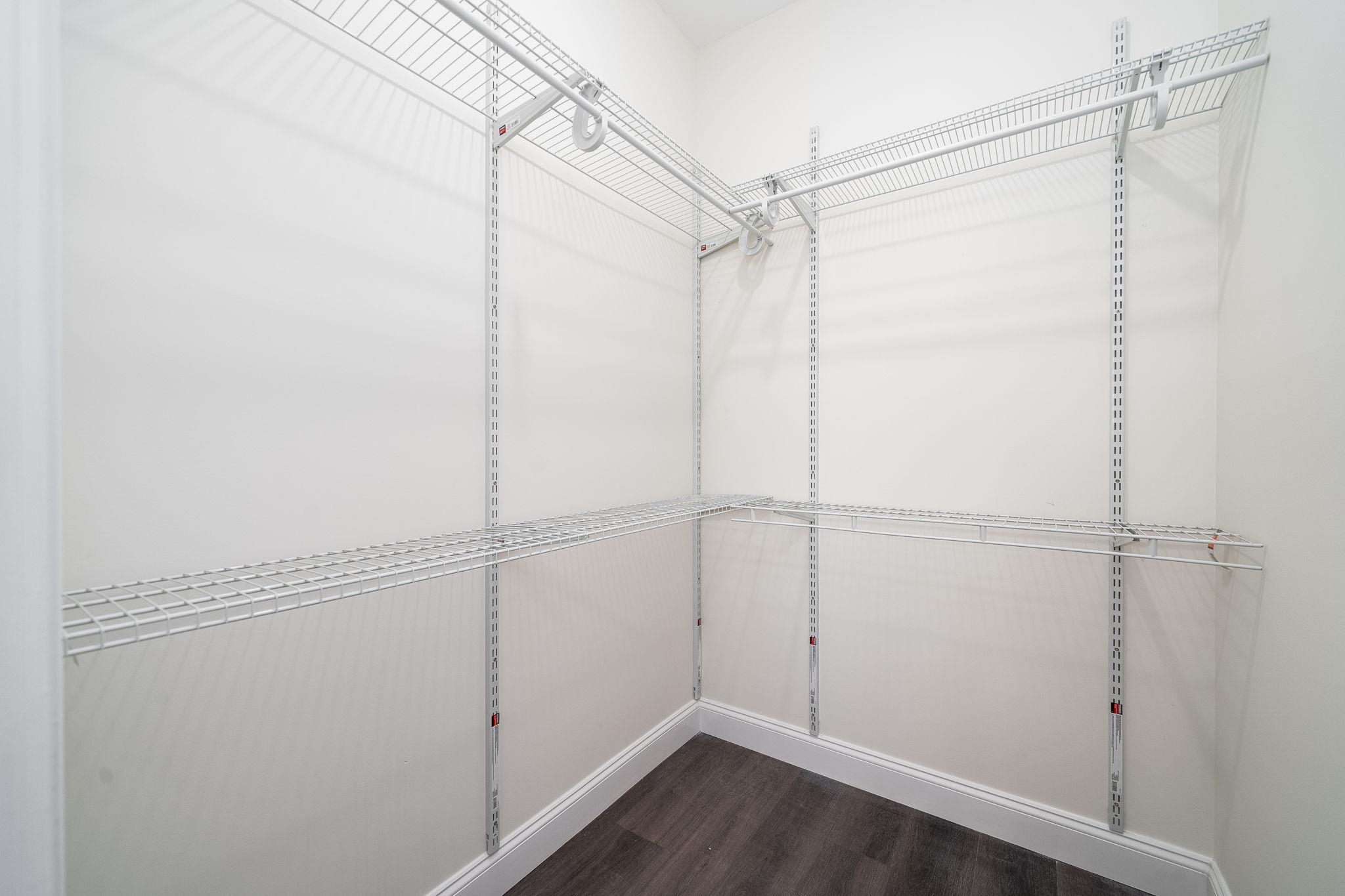 517 7TH ST Unit: 3C