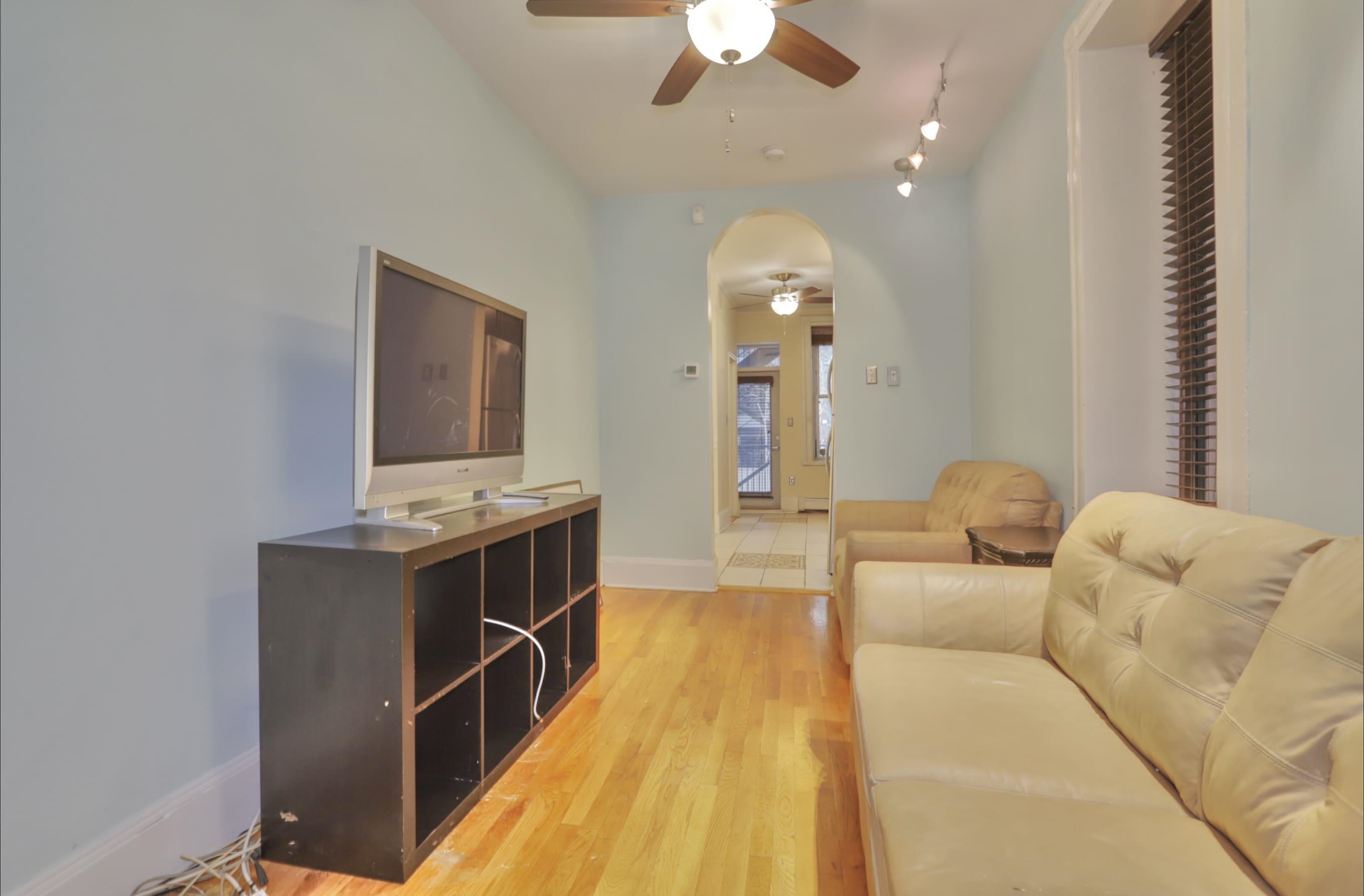 608 MADISON ST Unit: #2