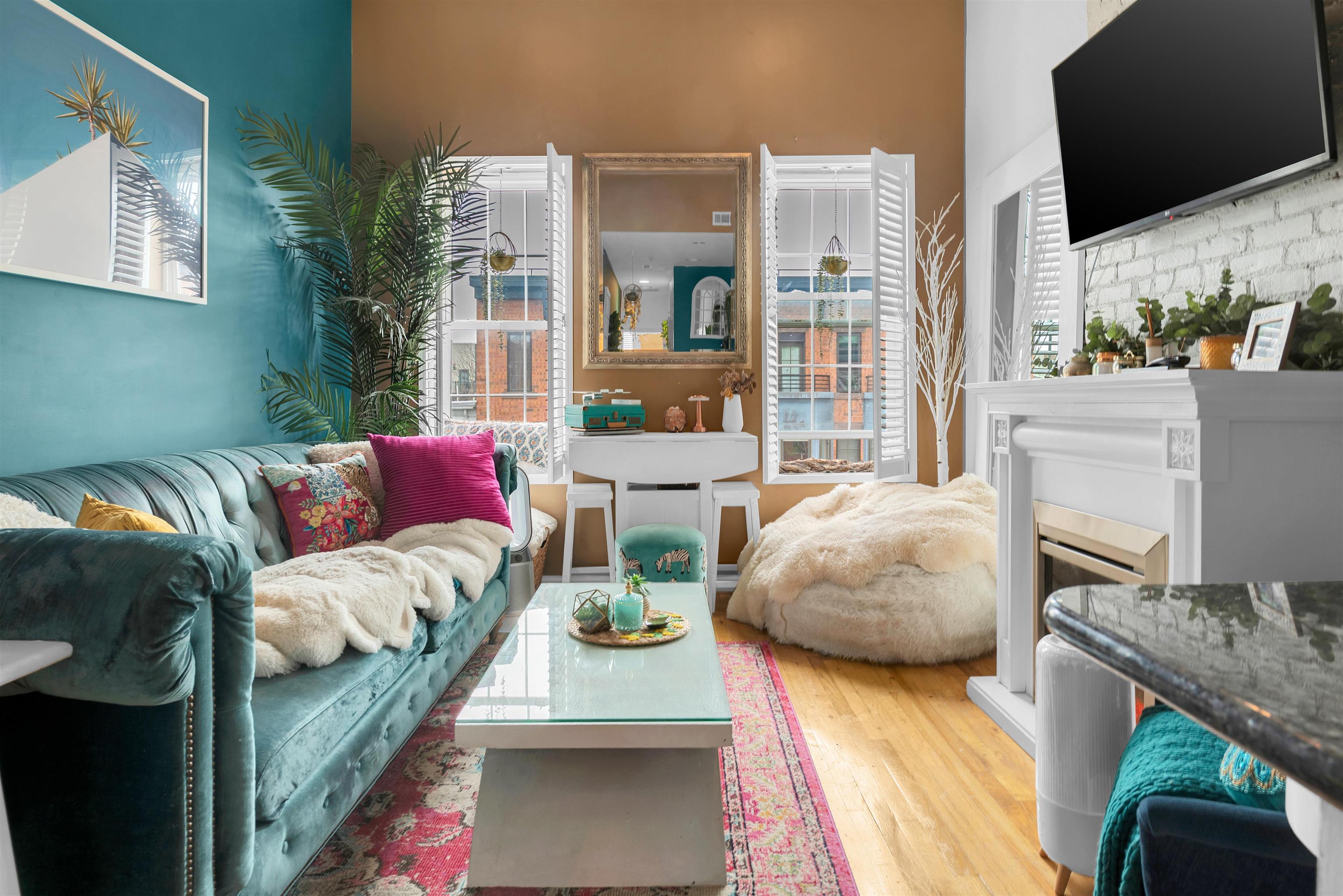 86 MONROE ST Unit: 4L