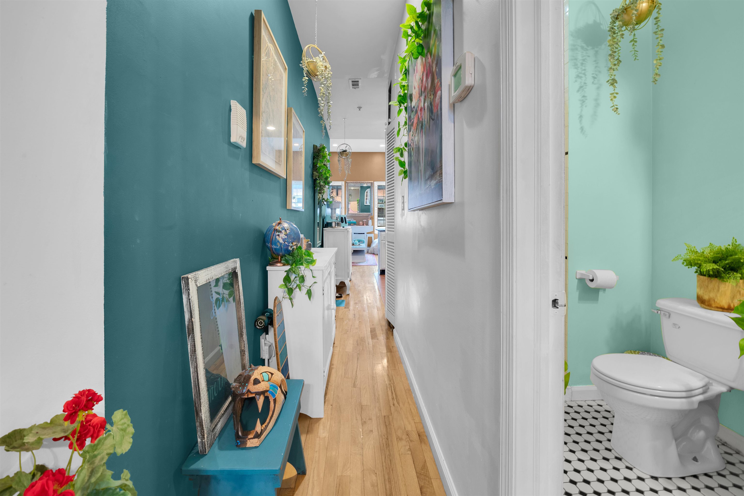 86 MONROE ST Unit: 4L