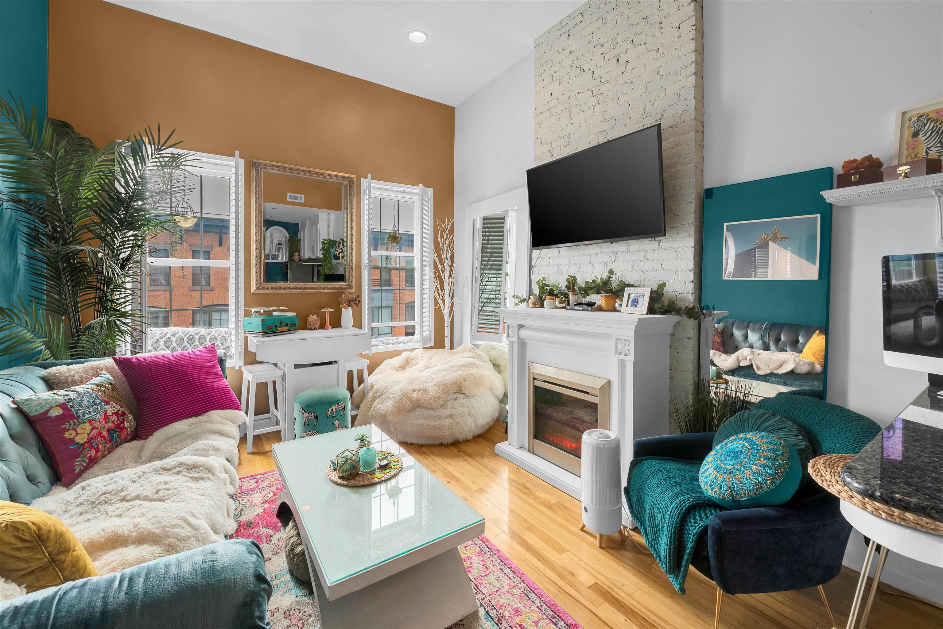 86 MONROE ST Unit: 4L