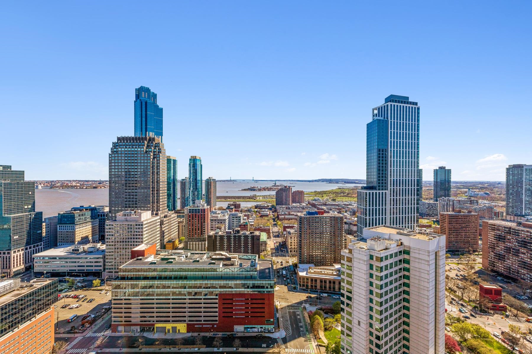 88 MORGAN ST Unit: 3808