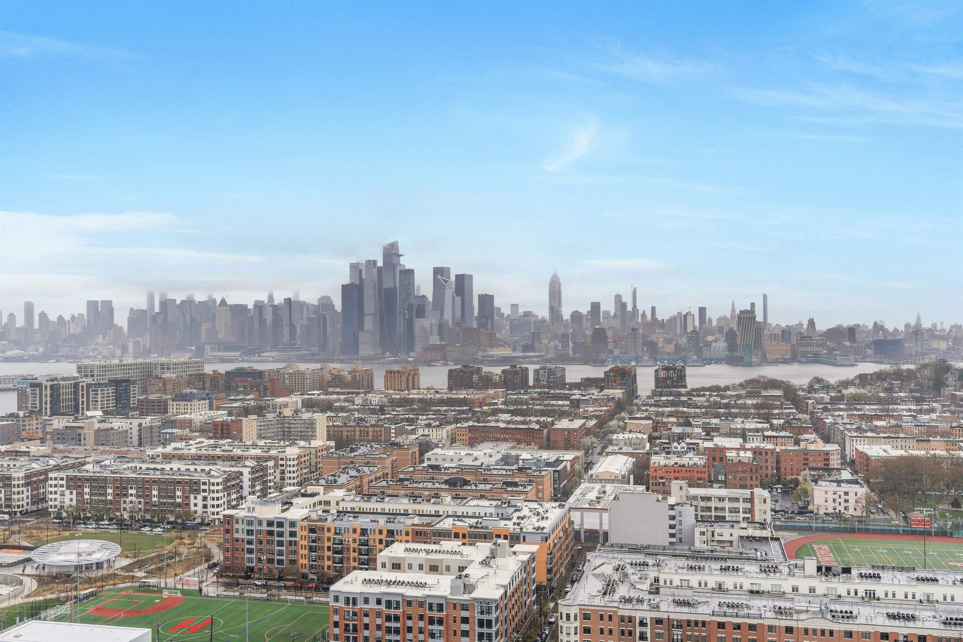 100 MANHATTAN AVE Unit: 2009