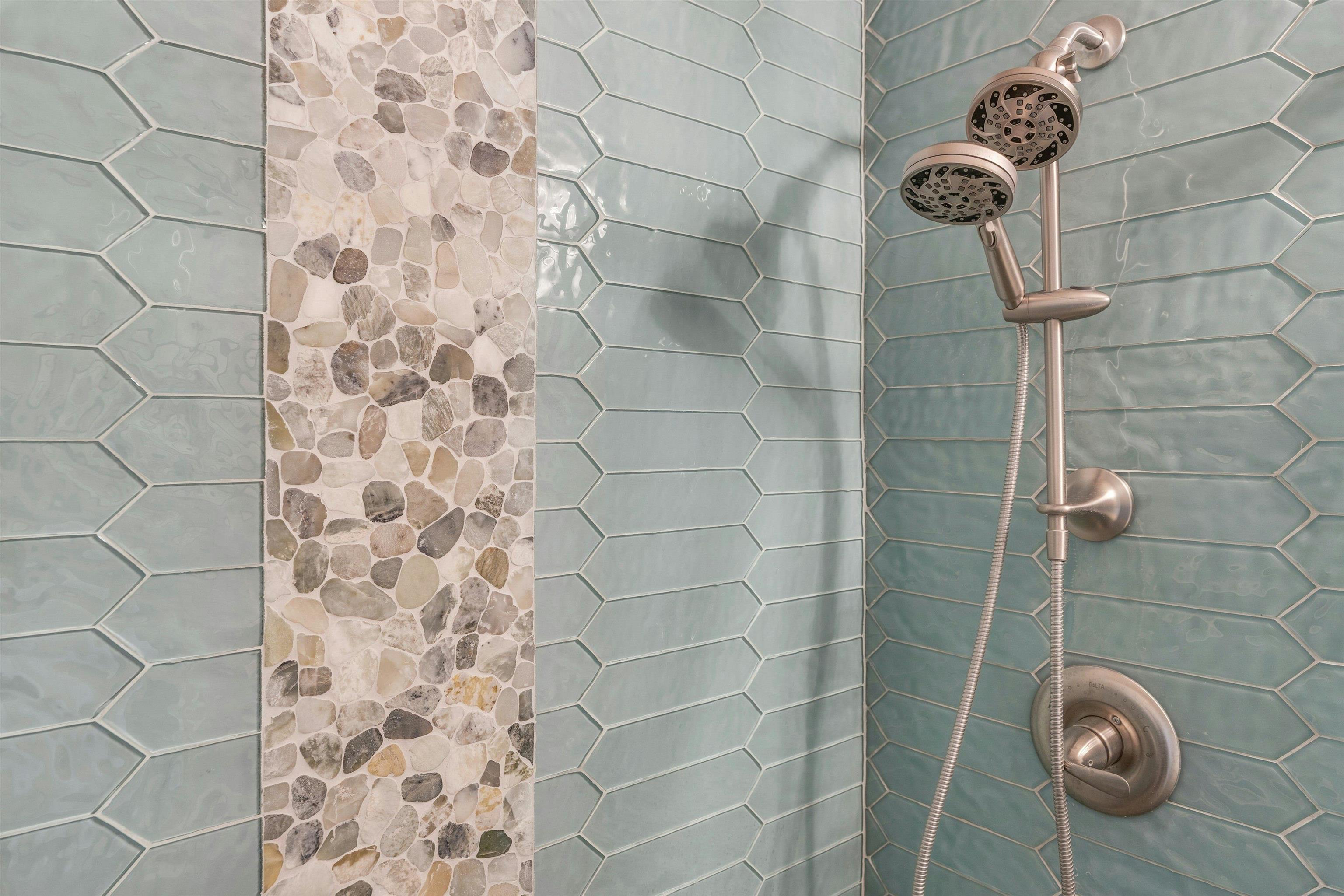 100 MANHATTAN AVE Unit: 2009