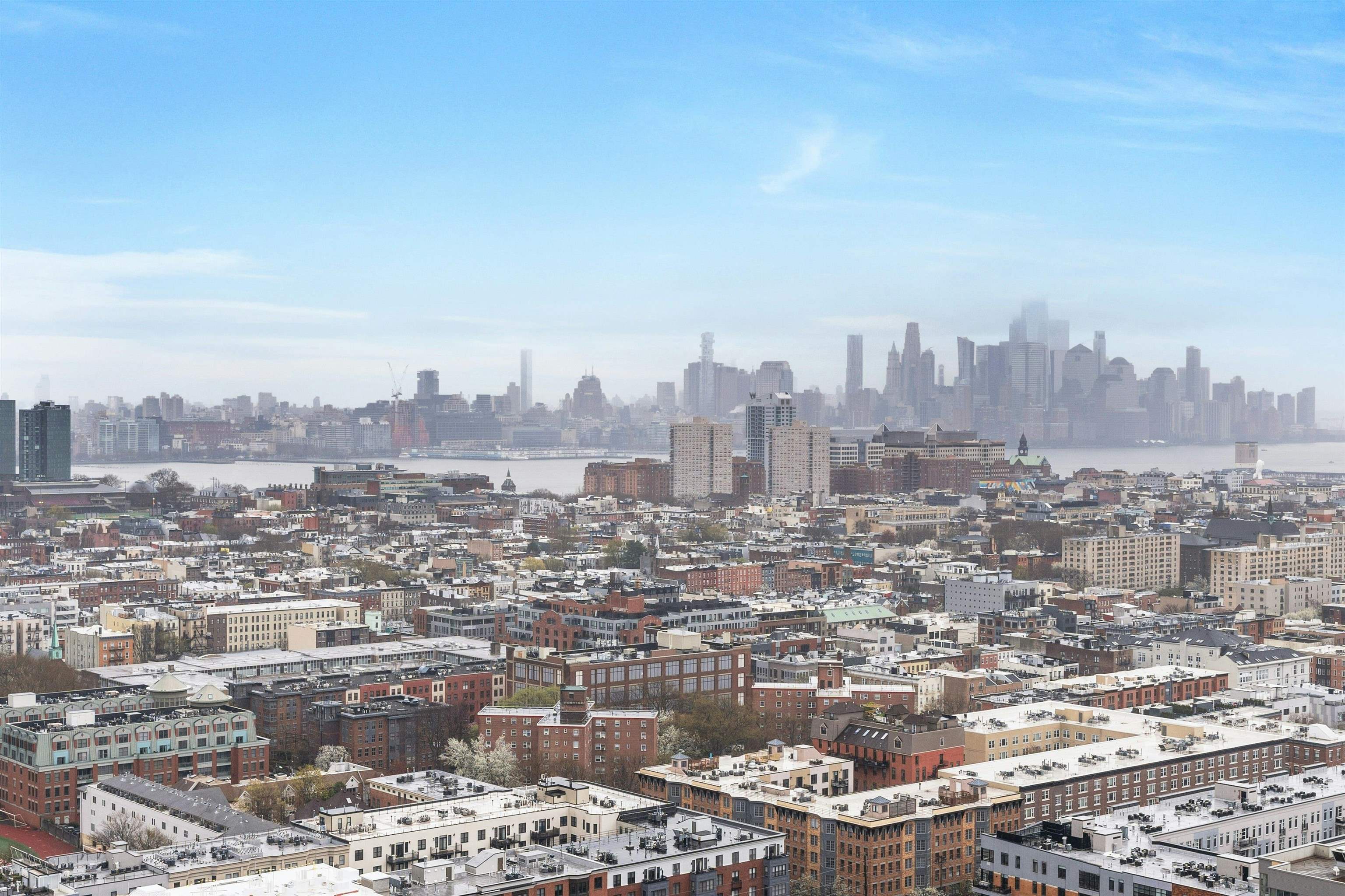 100 MANHATTAN AVE Unit: 2009