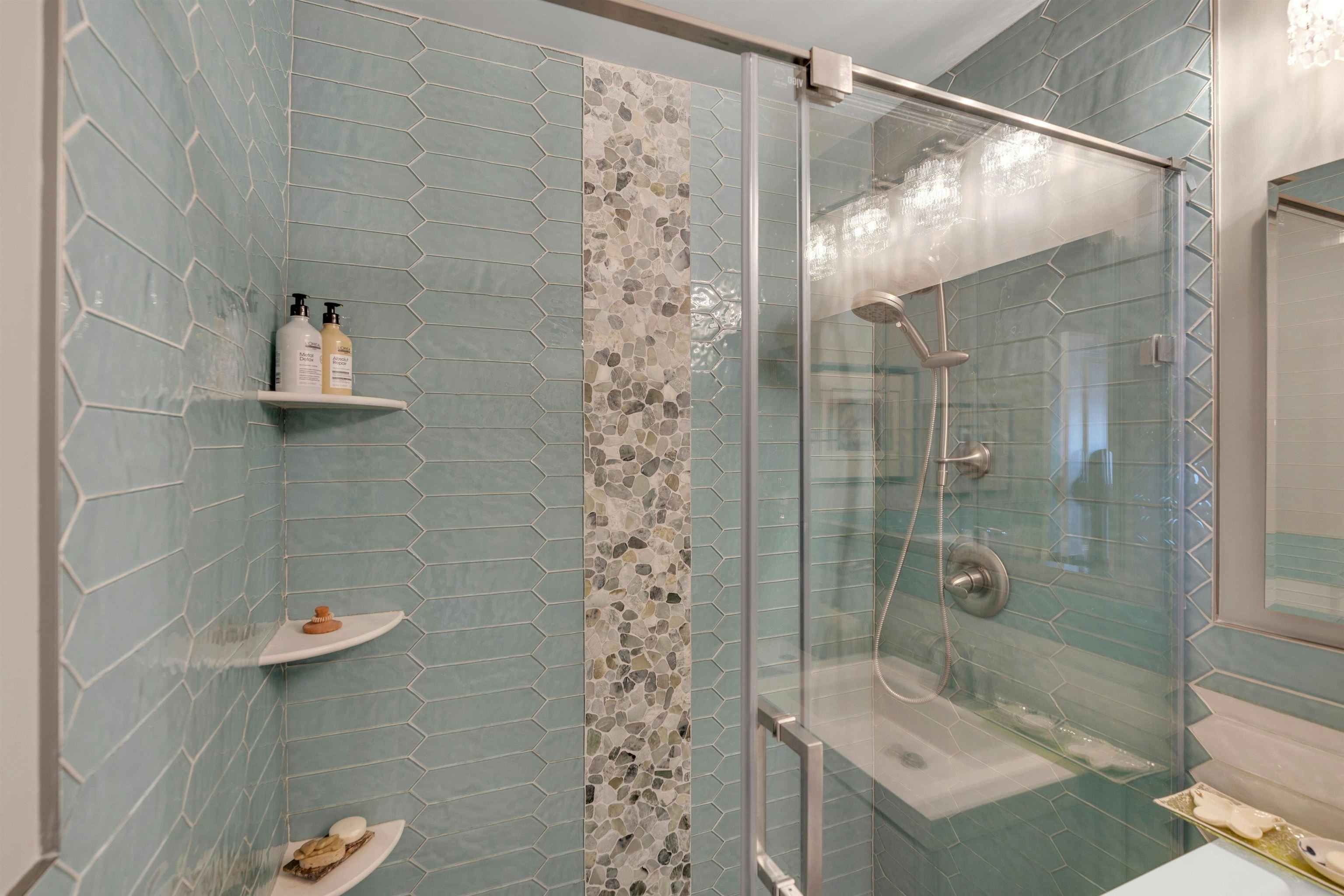 100 MANHATTAN AVE Unit: 2009