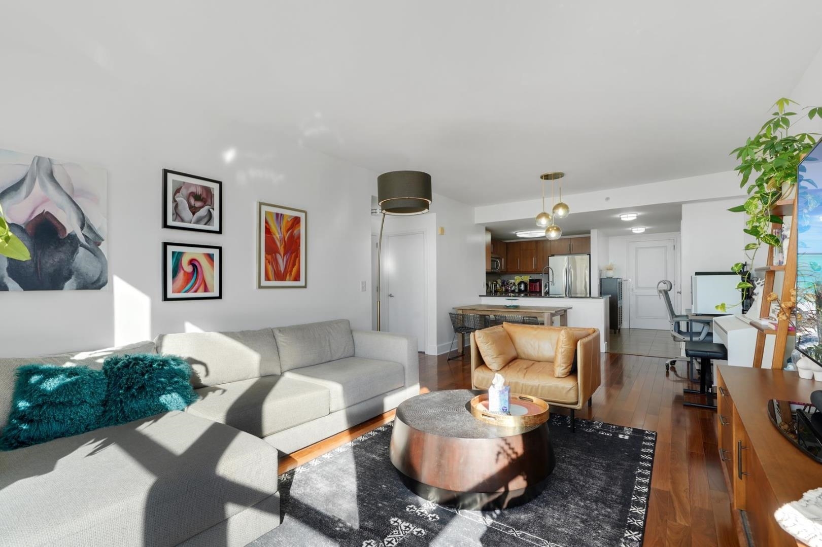 88 MORGAN ST Unit: 3906
