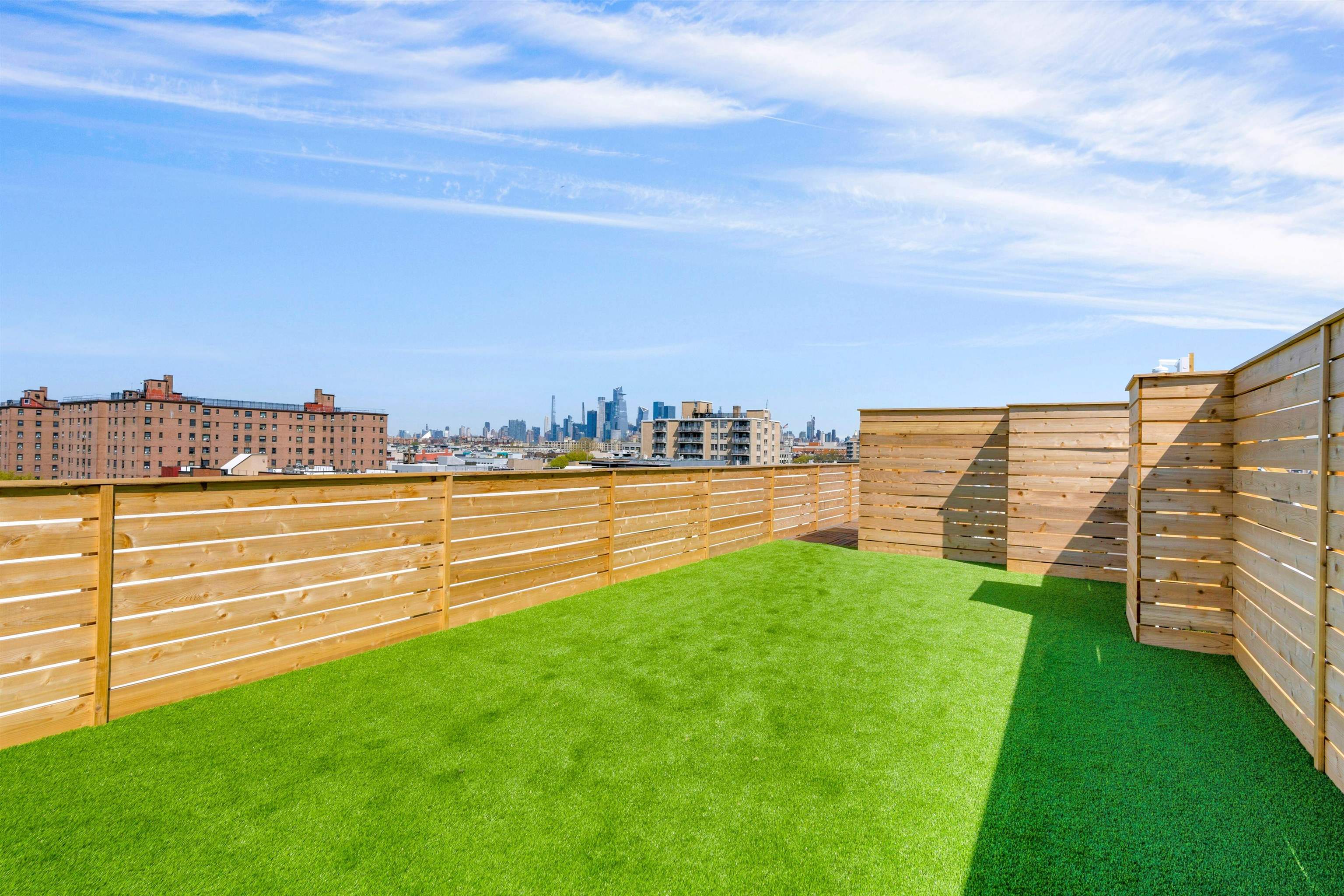 128 HARRISON ST Unit: 404