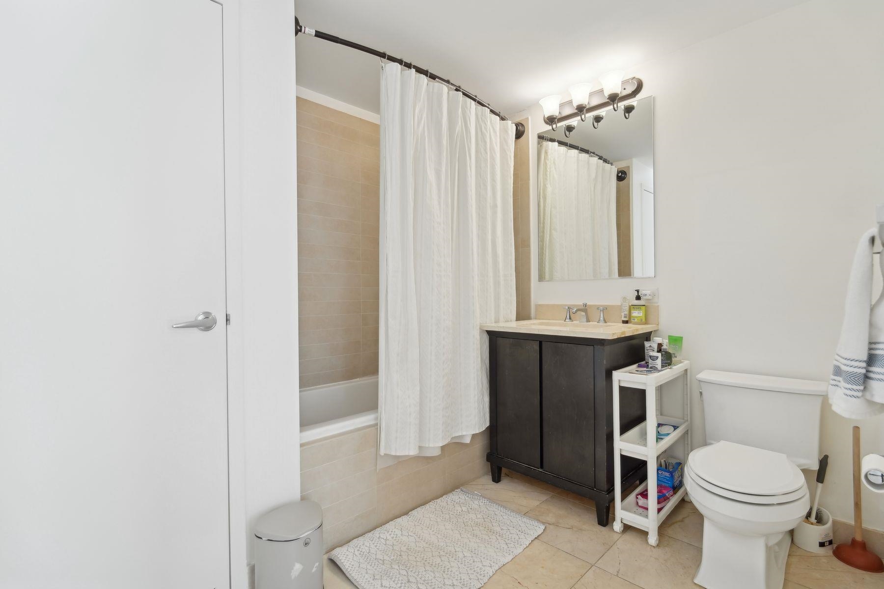 88 MORGAN ST Unit: PH4-6