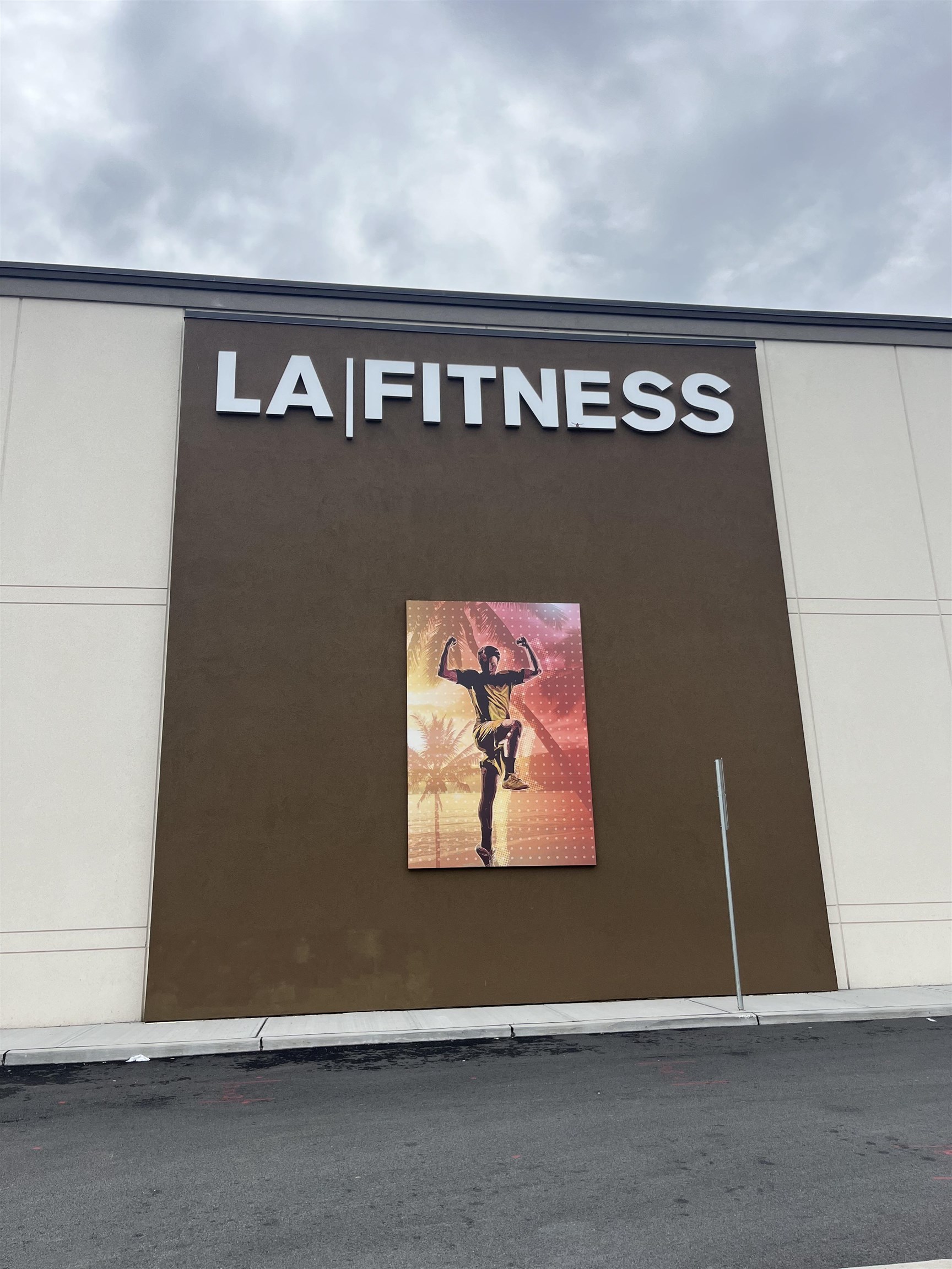 662 AVENUE C Unit: 203