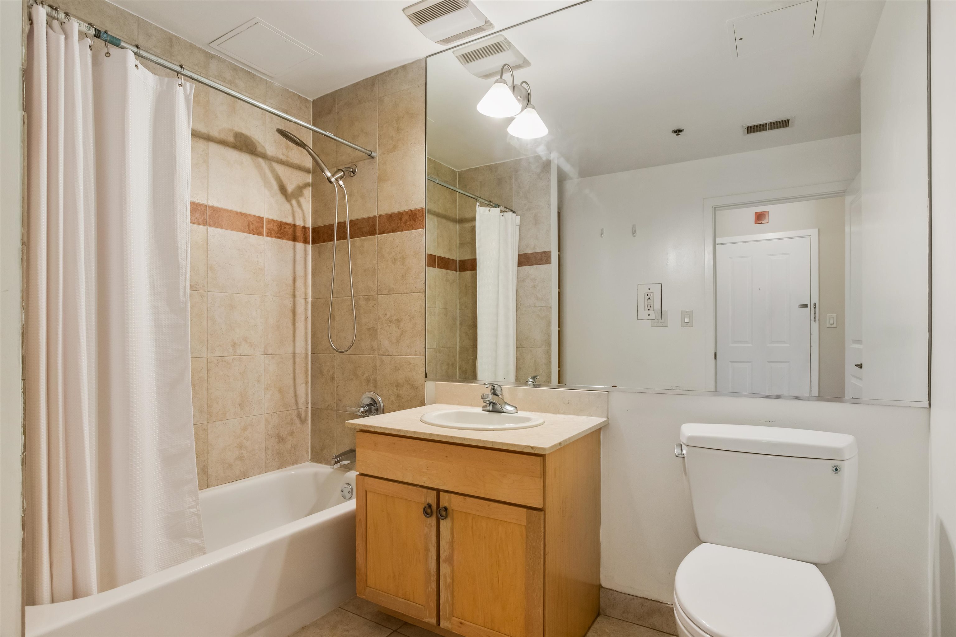 610 NEWARK ST Unit: 9FR