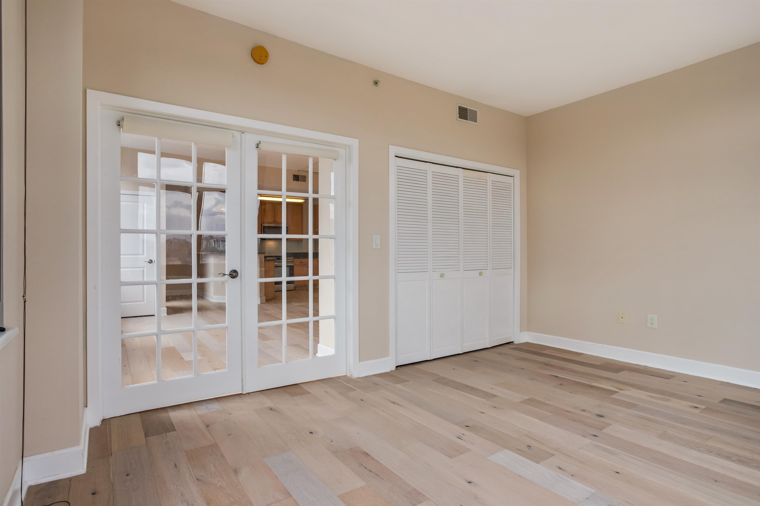 610 NEWARK ST Unit: 9FR