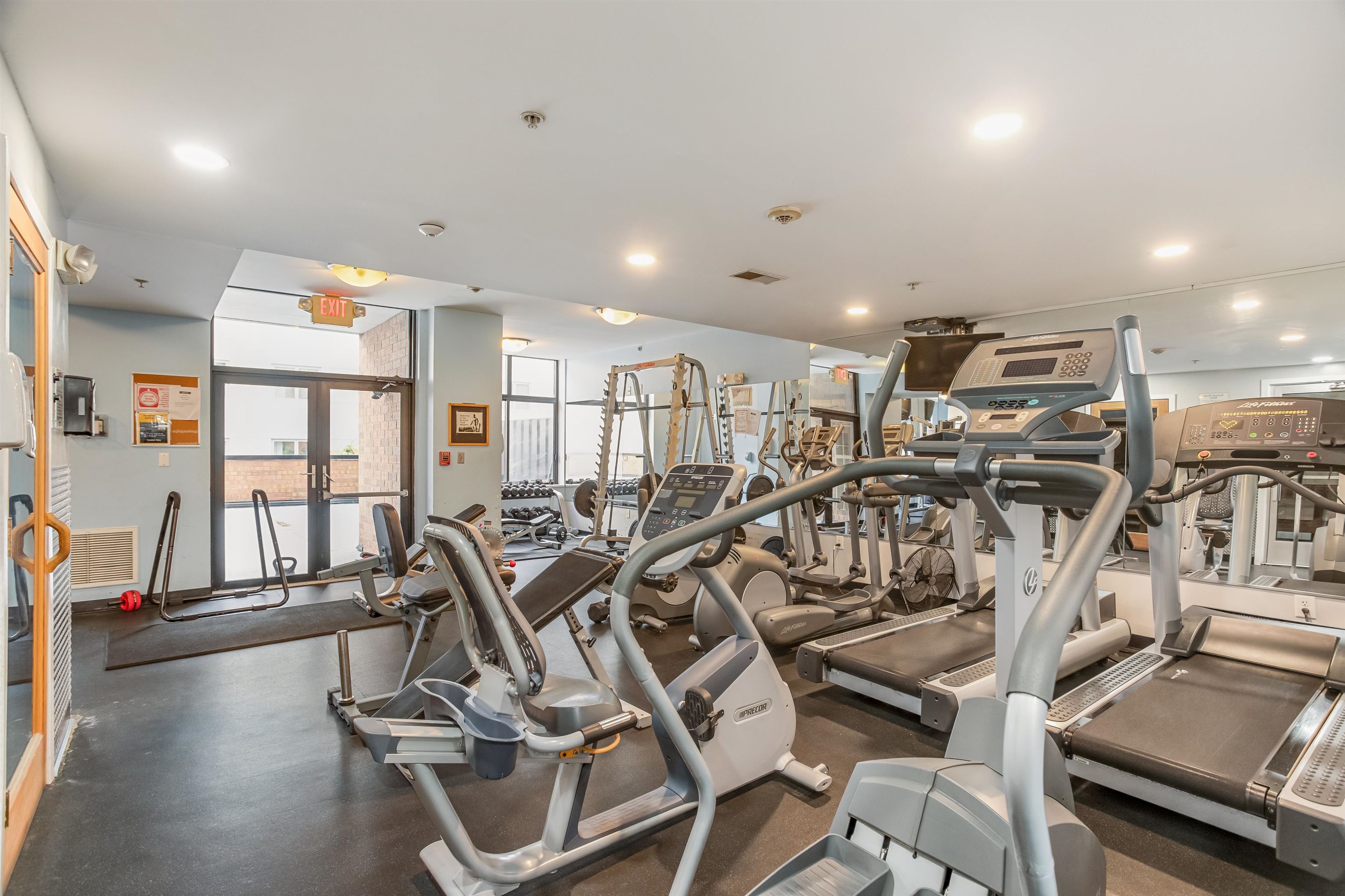 610 NEWARK ST Unit: 9FR