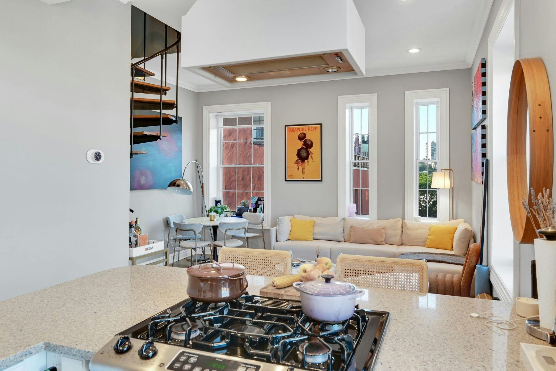 1015 GRAND ST Unit: 5G