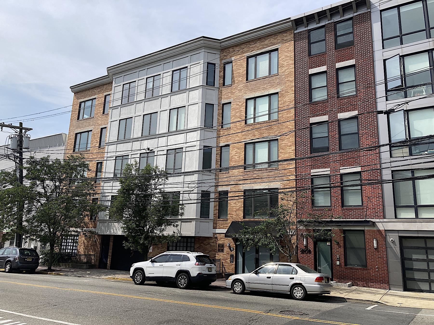 203-207 HACKENSACK PLANK RD Unit: 3C