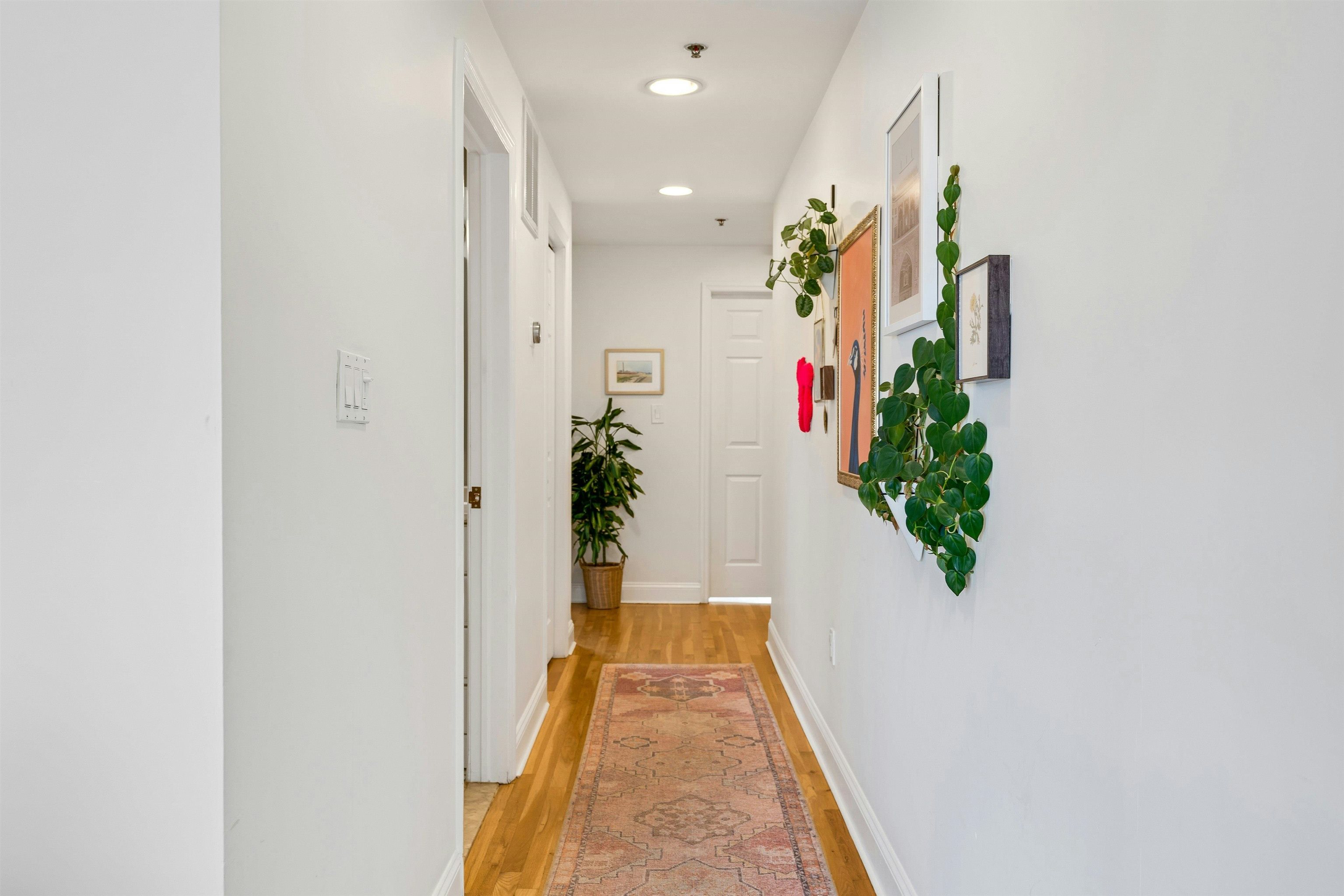 99 PARK AVE Unit: 5D