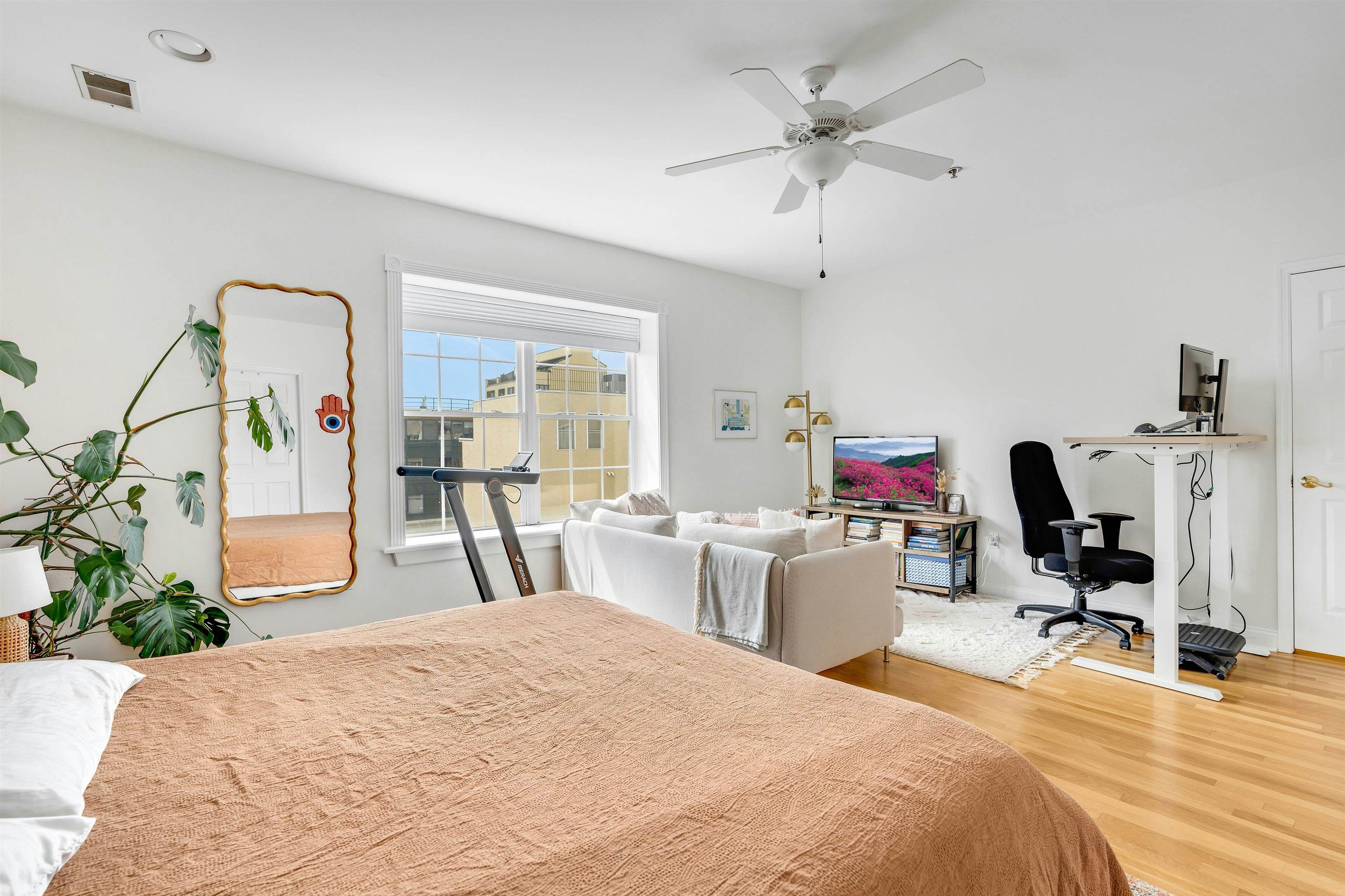 99 PARK AVE Unit: 5D
