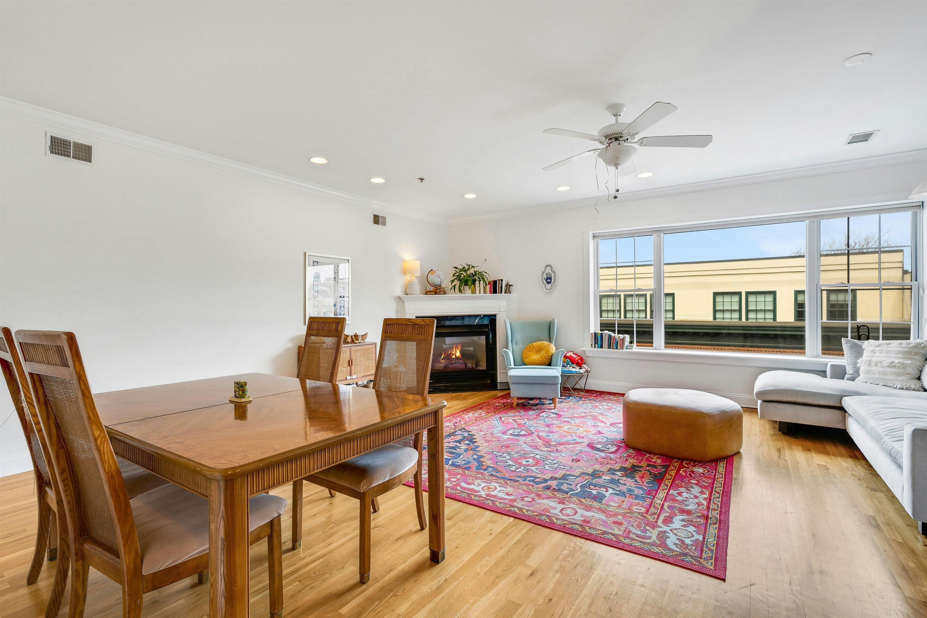99 PARK AVE Unit: 5D