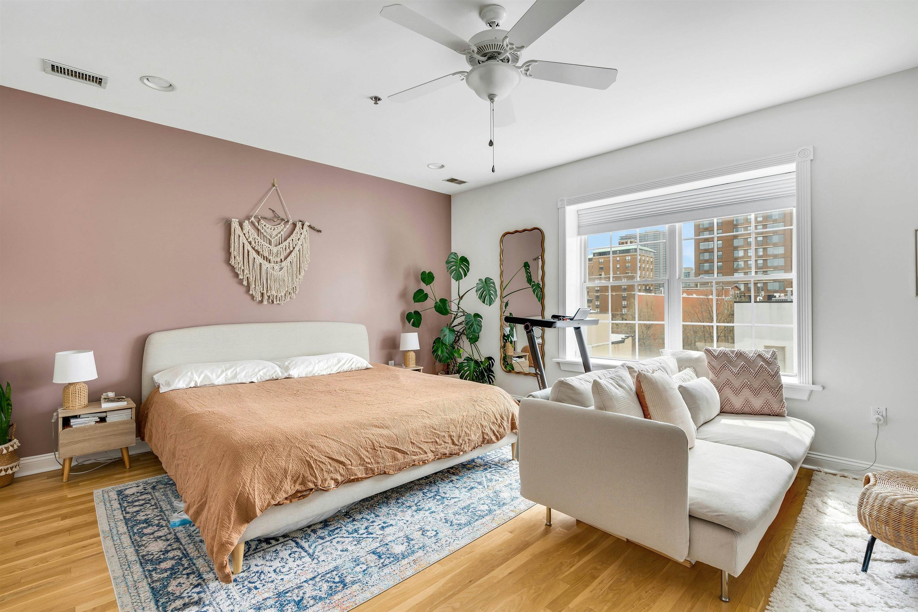 99 PARK AVE Unit: 5D