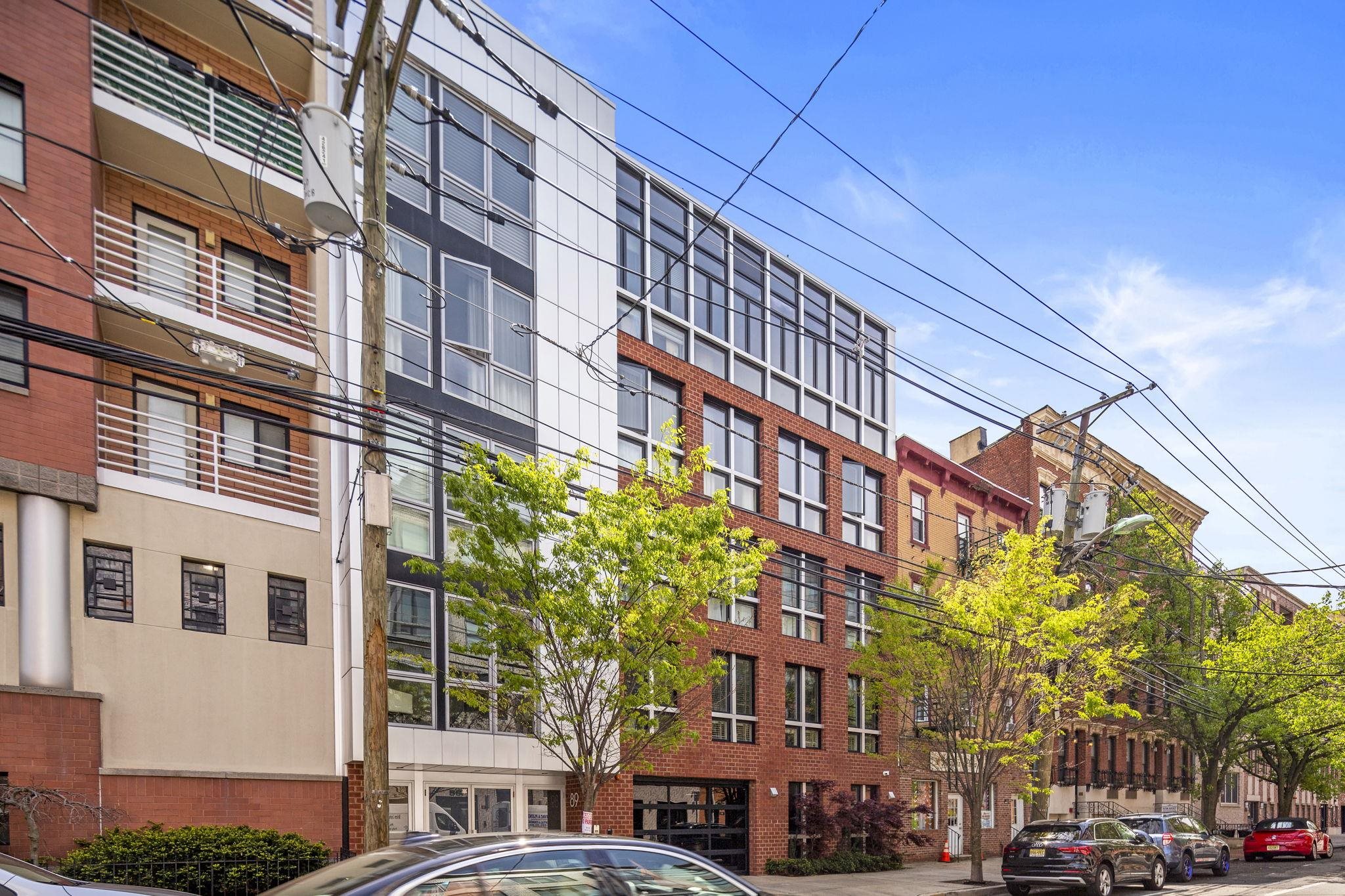 89 JEFFERSON ST Unit: 2D