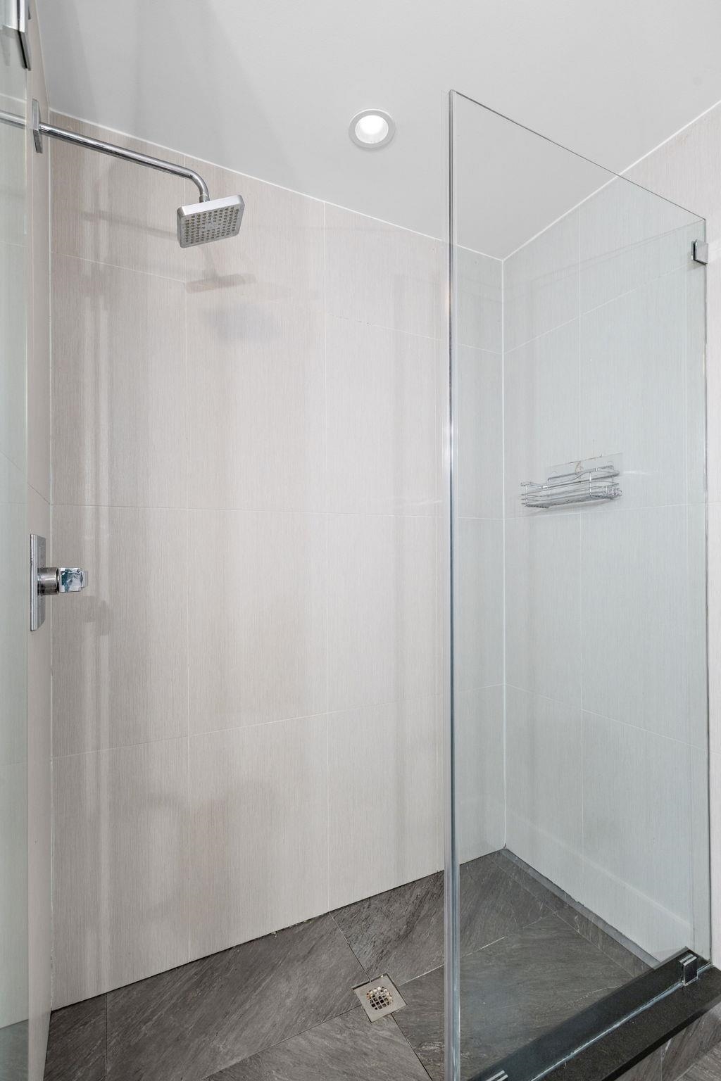 89 JEFFERSON ST Unit: 2D