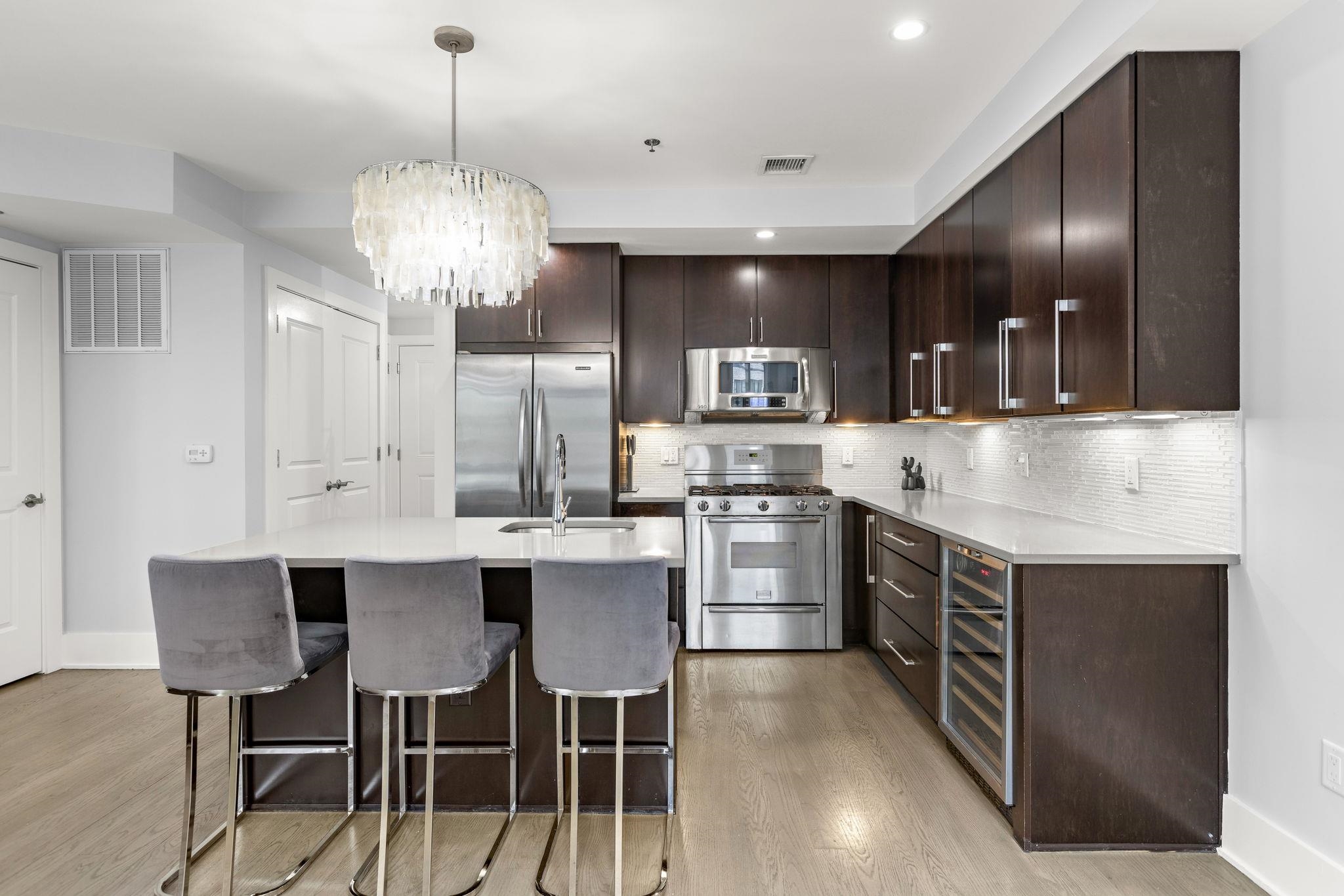 89 JEFFERSON ST Unit: 2D