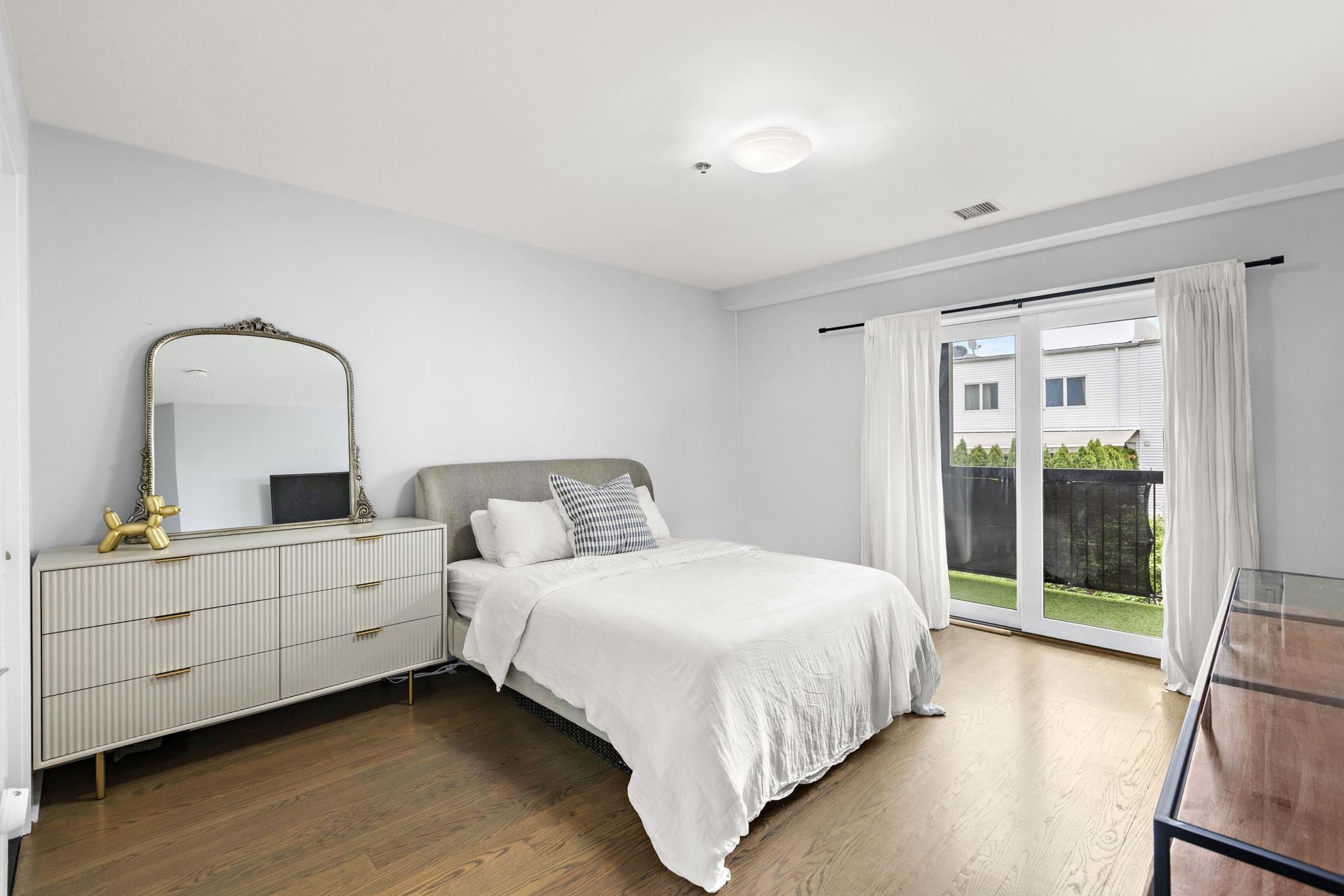 89 JEFFERSON ST Unit: 2D