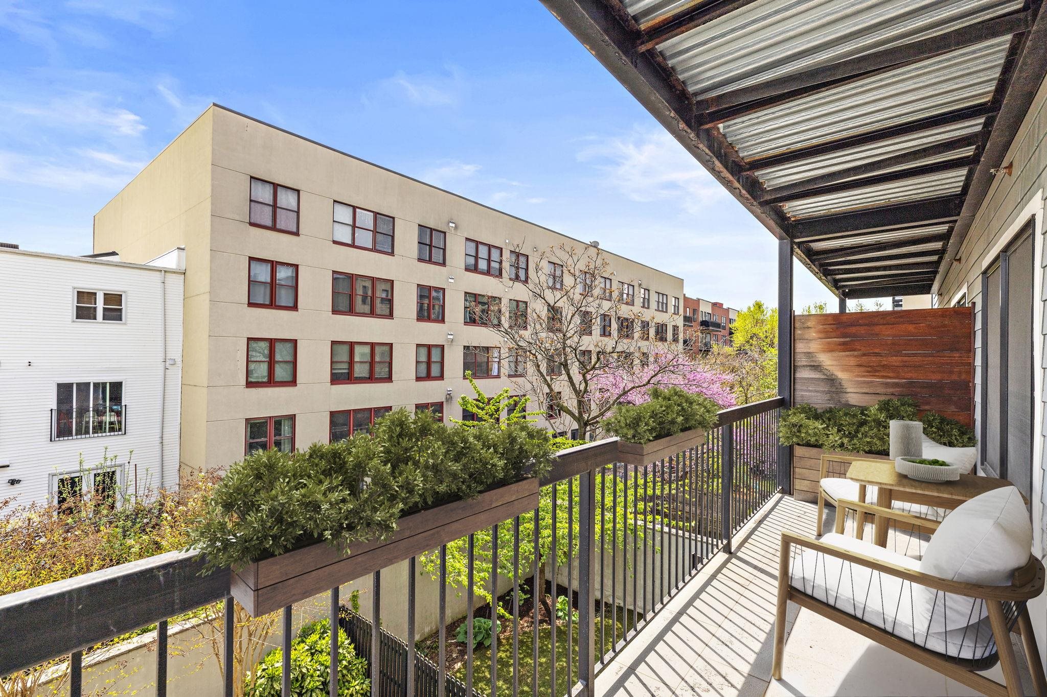 89 JEFFERSON ST Unit: 2D