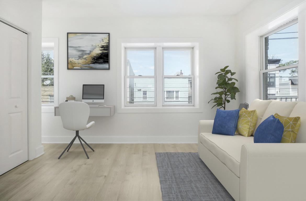 107 LAIDLAW AVE Unit: 2