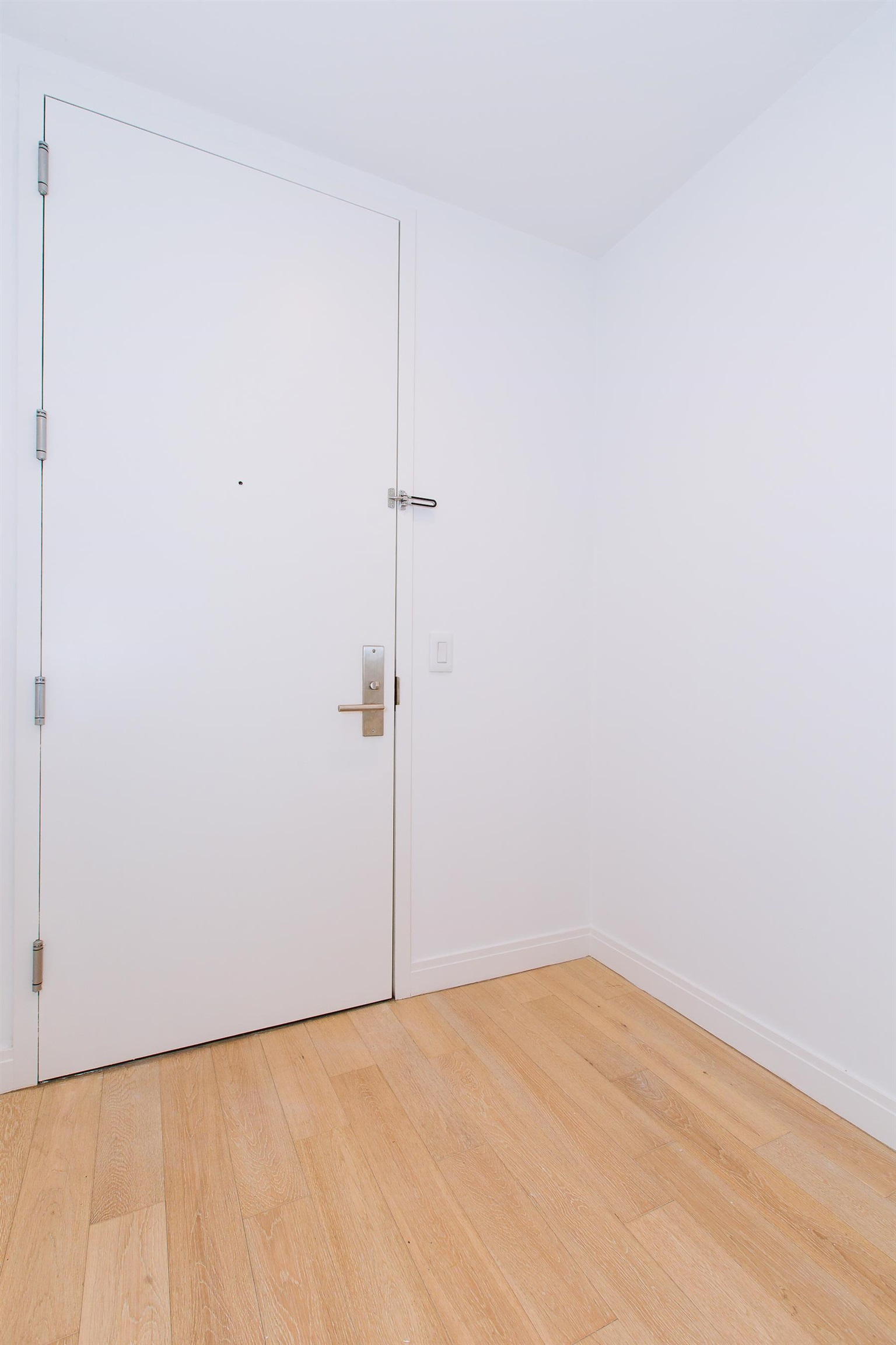 160 1ST ST Unit: 506