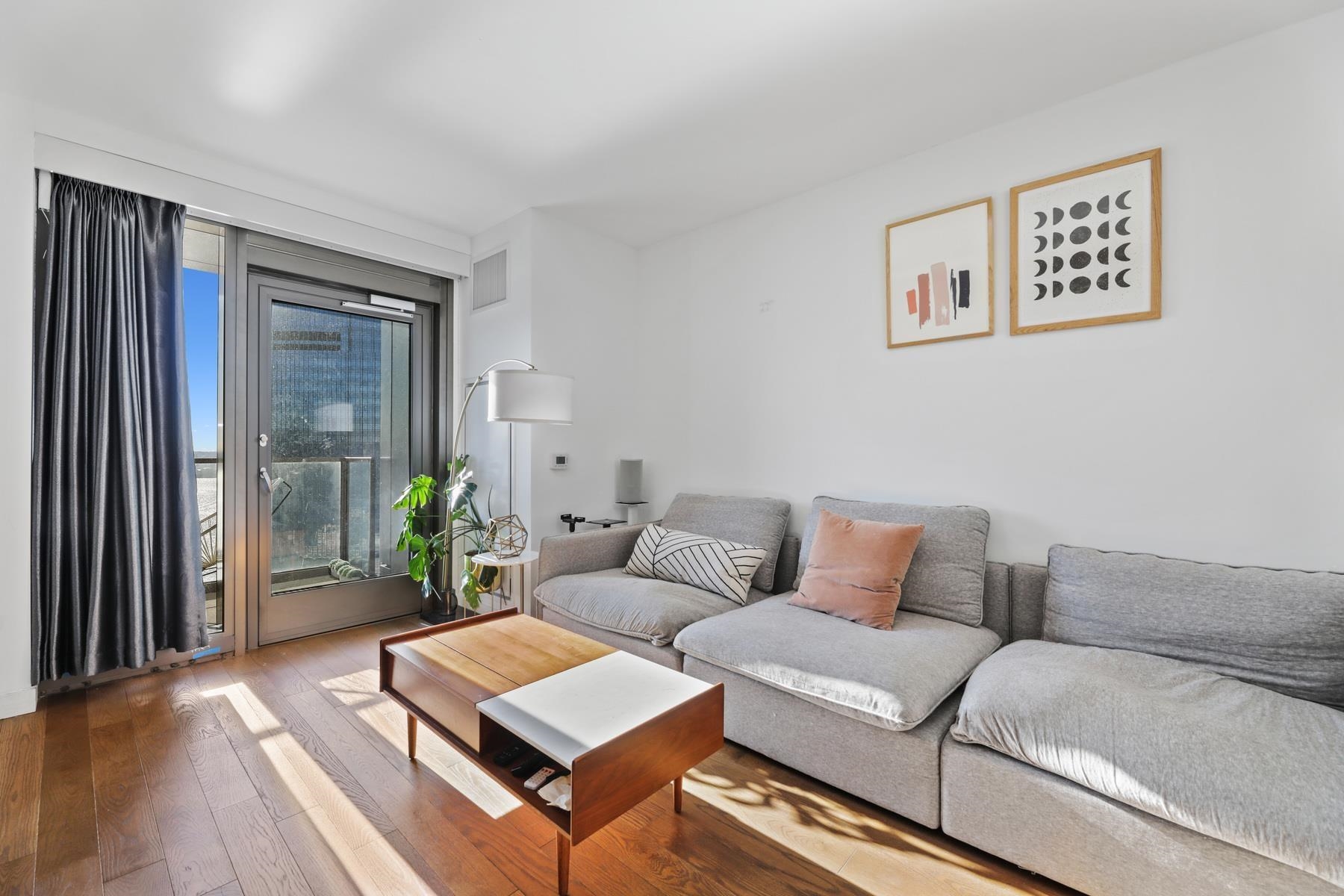 99 HUDSON ST Unit: 3512