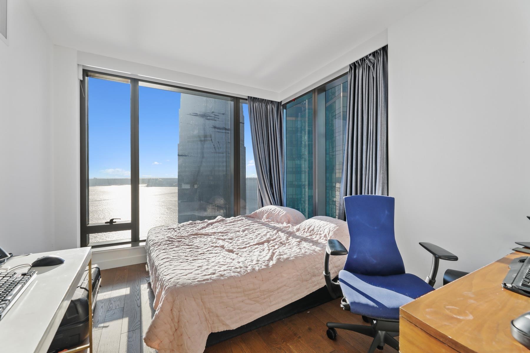 99 HUDSON ST Unit: 3512