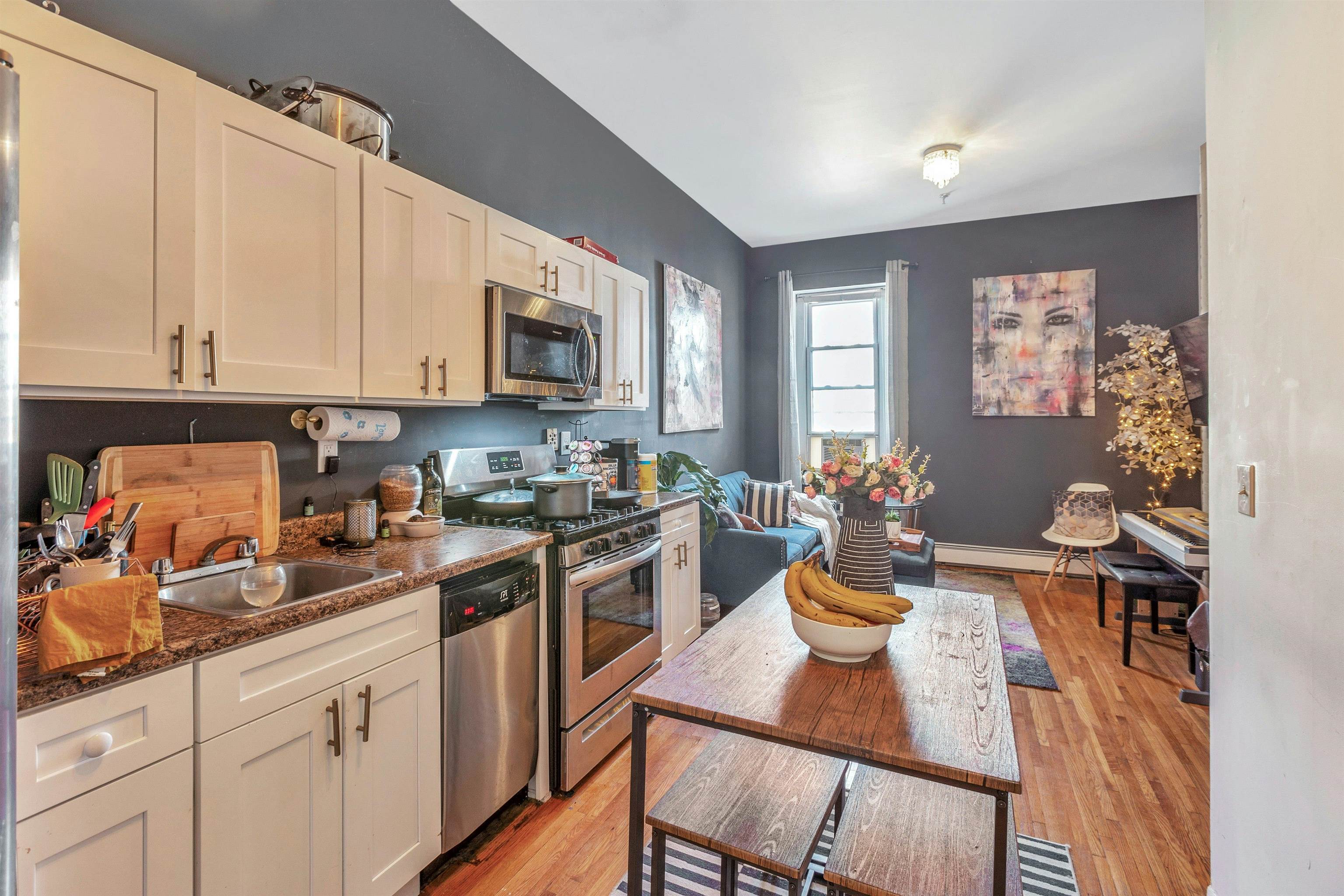 554 OBSERVER HIGHWAY